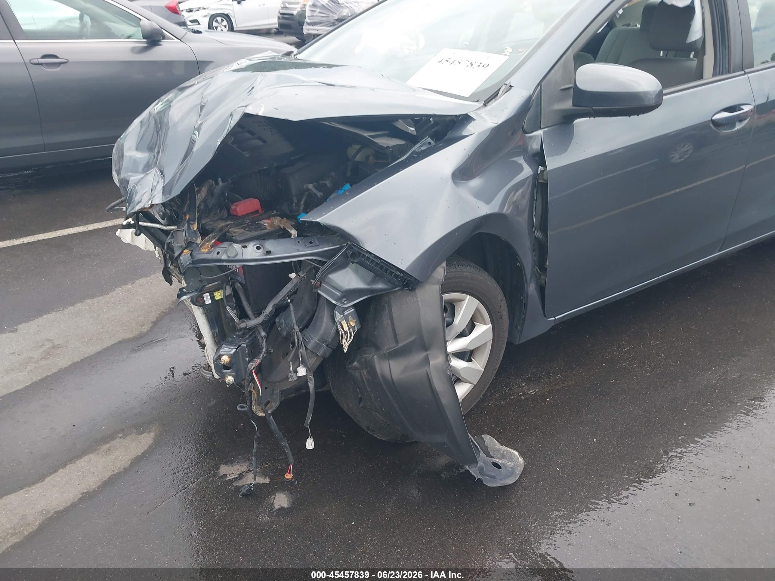 2015 Toyota Corolla Le Blue vin: 2T1BURHE2FC254874