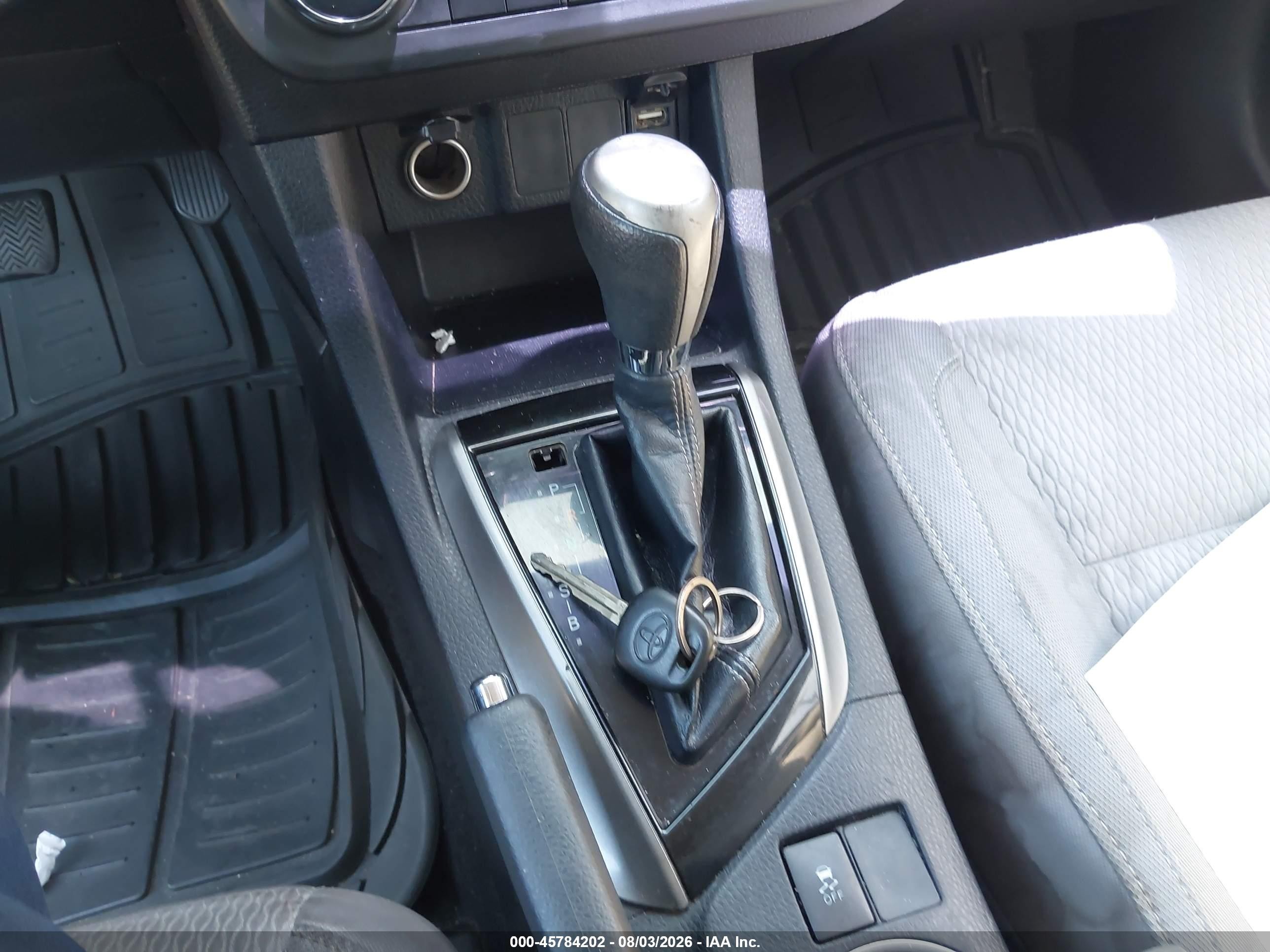 2015 Toyota Corolla Le Plus Синий vin: 2T1BURHE2FC268757
