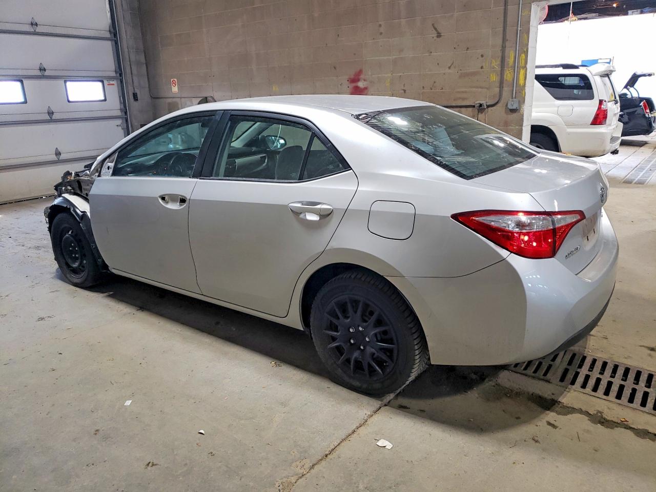 2015 Toyota Corolla Le Silver vin: 2T1BURHE2FC268905