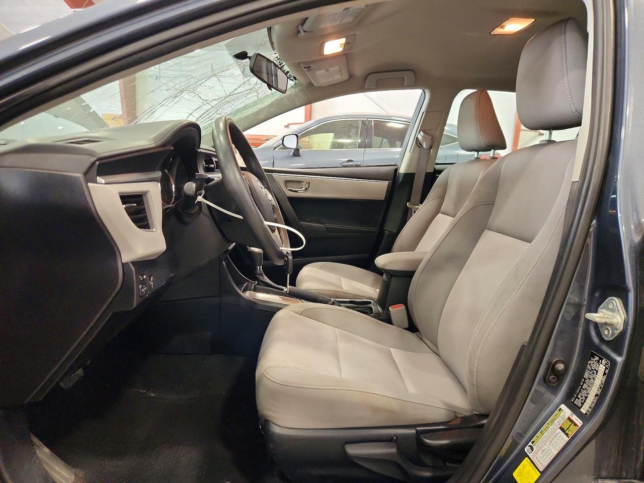 2015 Toyota Corolla Le Blue vin: 2T1BURHE2FC271206