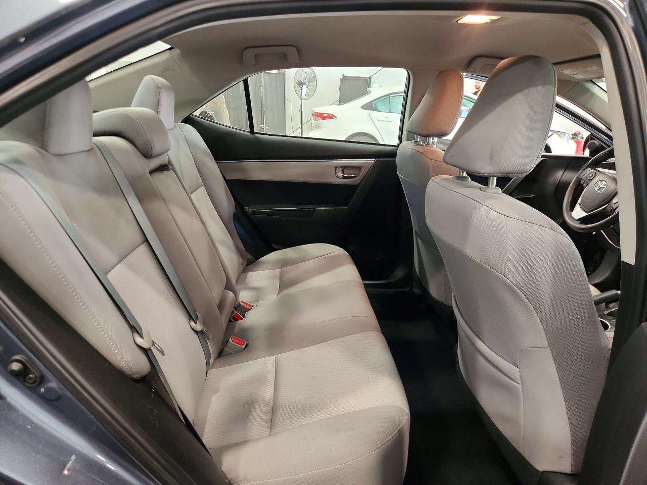 2015 Toyota Corolla Le Blue vin: 2T1BURHE2FC271206