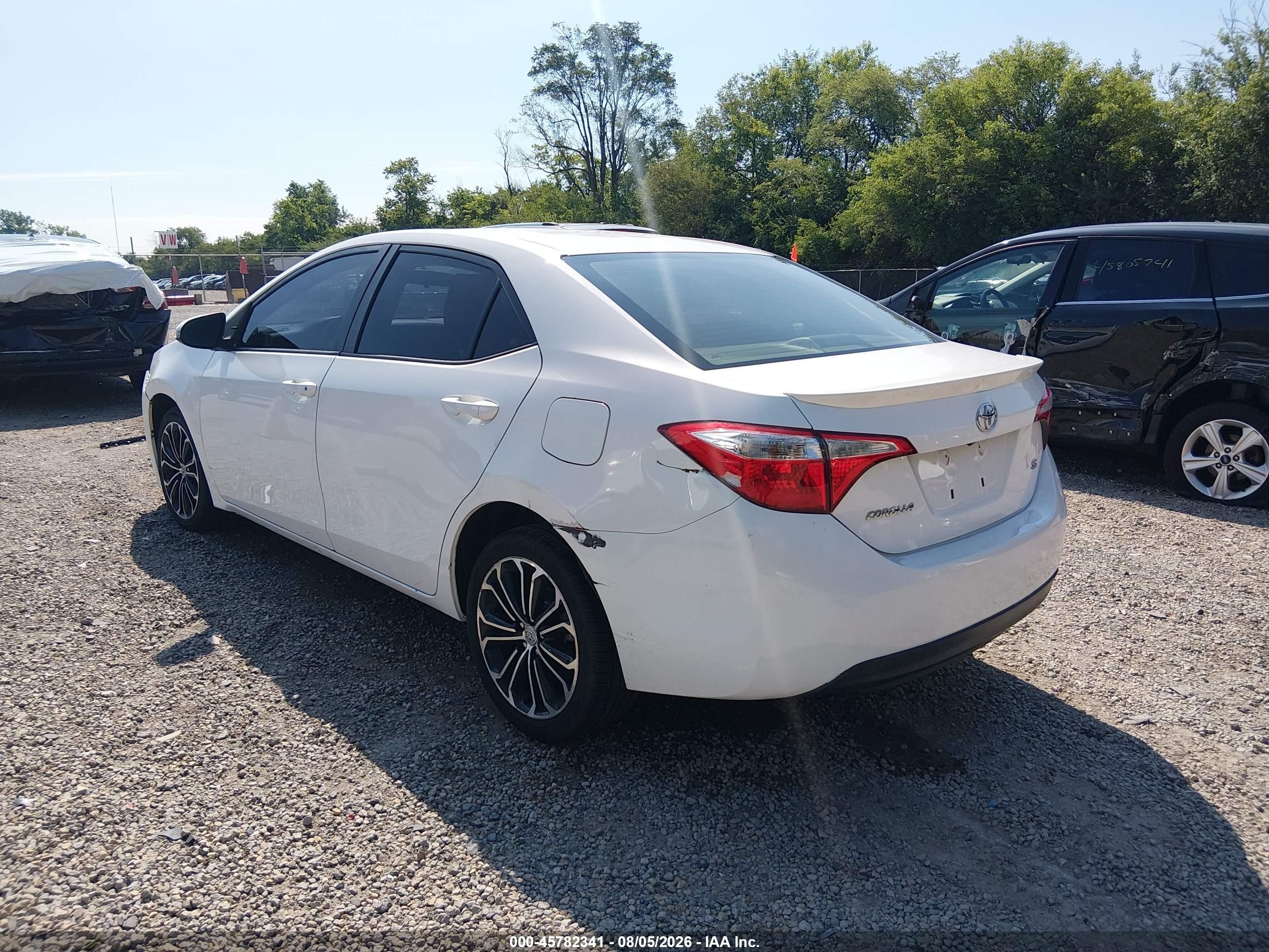 2015 Toyota Corolla S Plus White vin: 2T1BURHE2FC280357