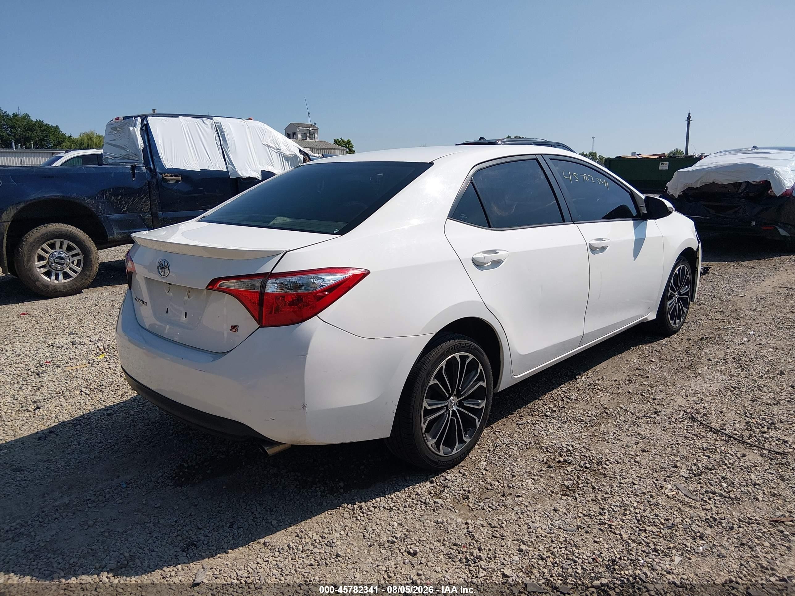 2015 Toyota Corolla S Plus White vin: 2T1BURHE2FC280357