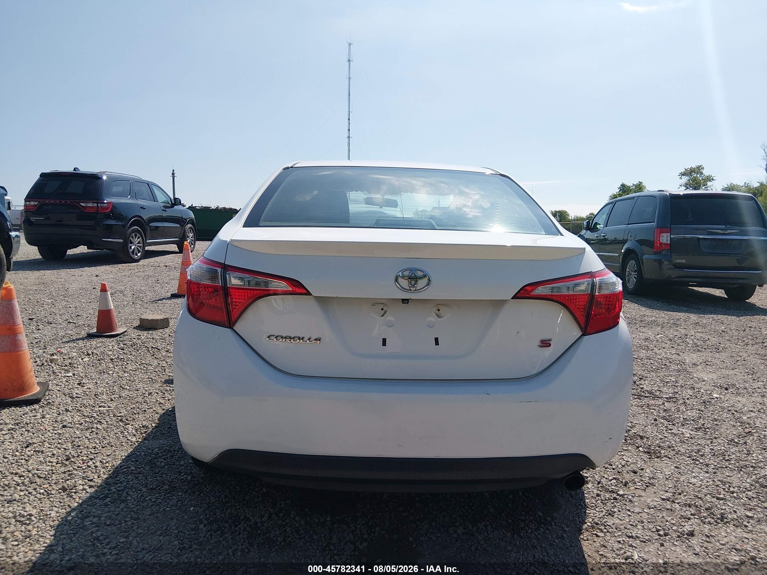 2015 Toyota Corolla S Plus White vin: 2T1BURHE2FC280357