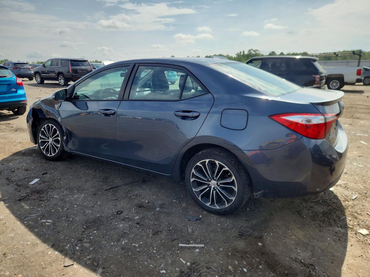 2015 Toyota Corolla S Plus Blue vin: 2T1BURHE2FC280567
