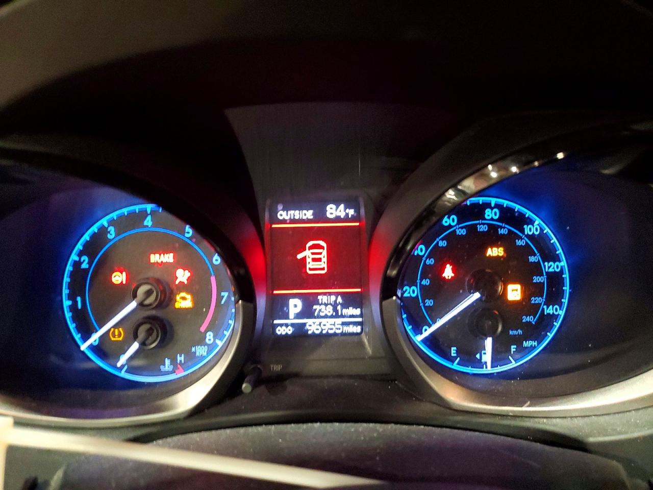 2015 Toyota Corolla S Plus Красный vin: 2T1BURHE2FC282724