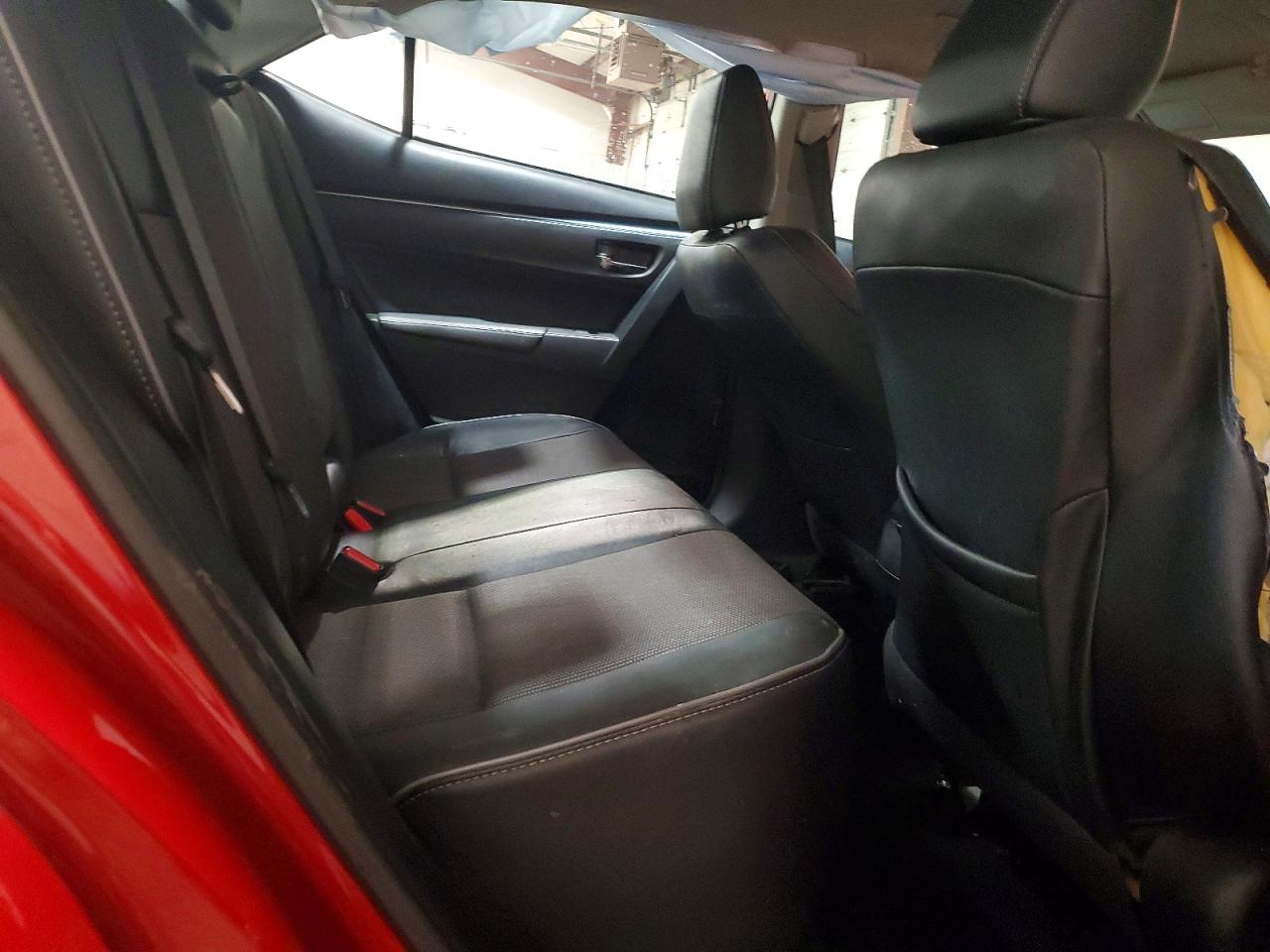 2015 Toyota Corolla S Plus Красный vin: 2T1BURHE2FC282724