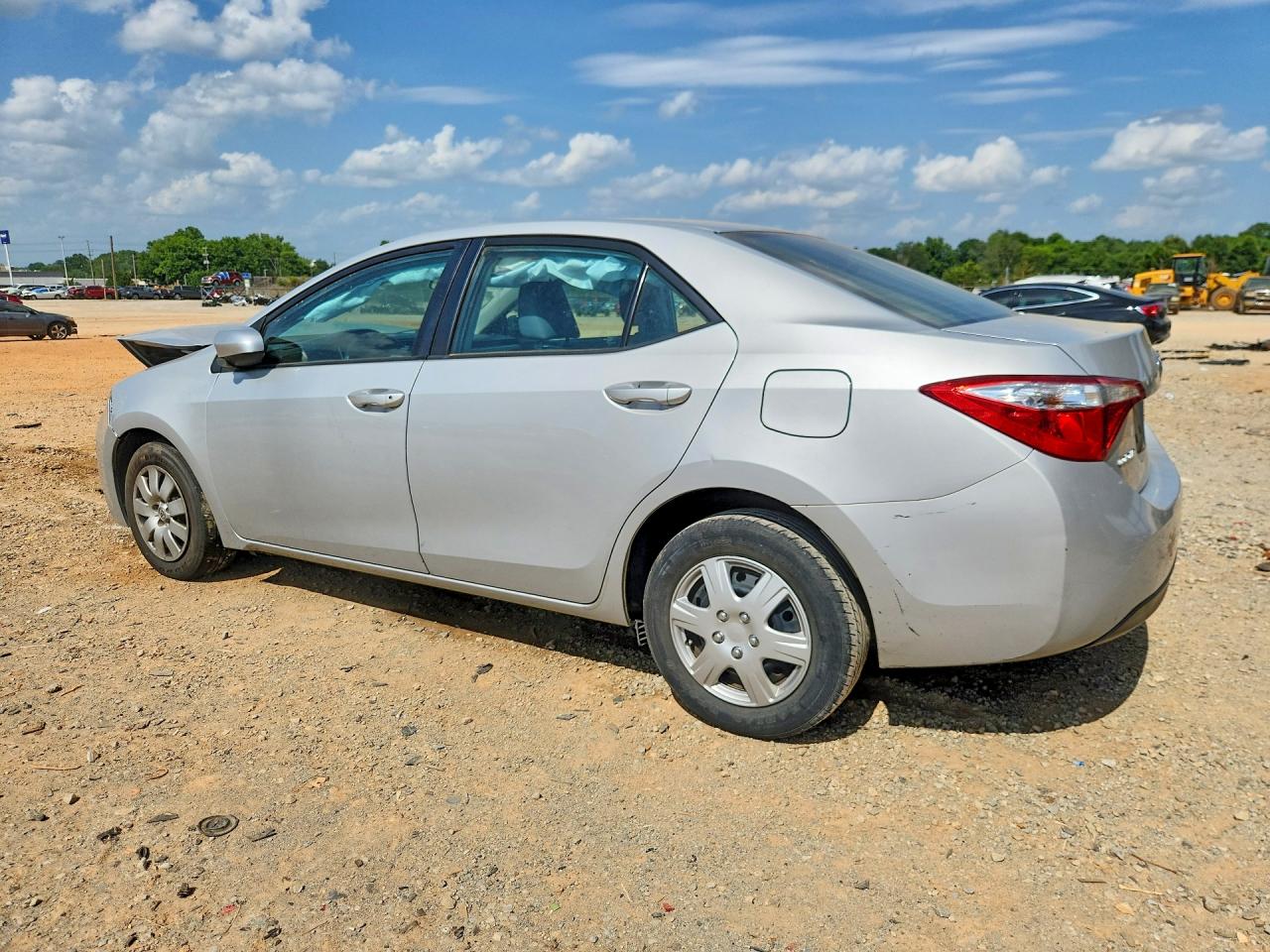 2015 Toyota Corolla L Серебряный vin: 2T1BURHE2FC294582