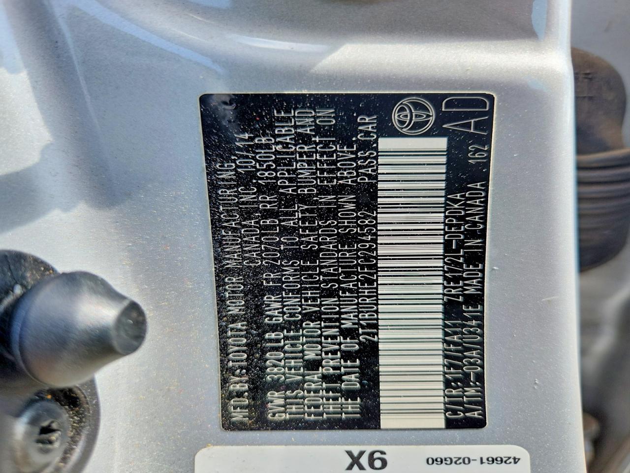 2015 Toyota Corolla L Серебряный vin: 2T1BURHE2FC294582