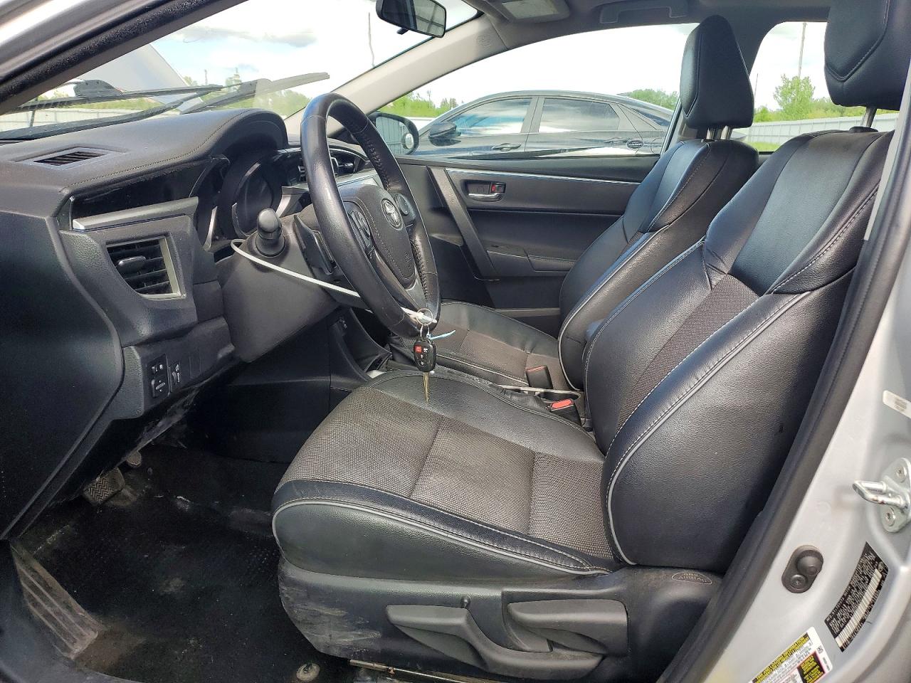 2015 Toyota Corolla S Plus Silver vin: 2T1BURHE2FC325880