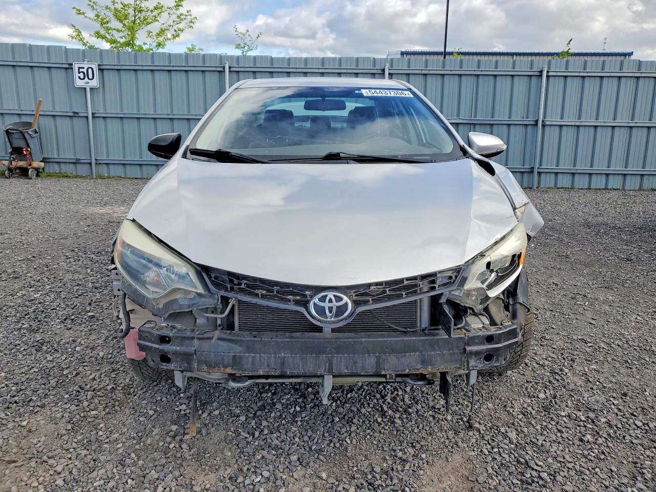 2015 Toyota Corolla S Plus Silver vin: 2T1BURHE2FC325880