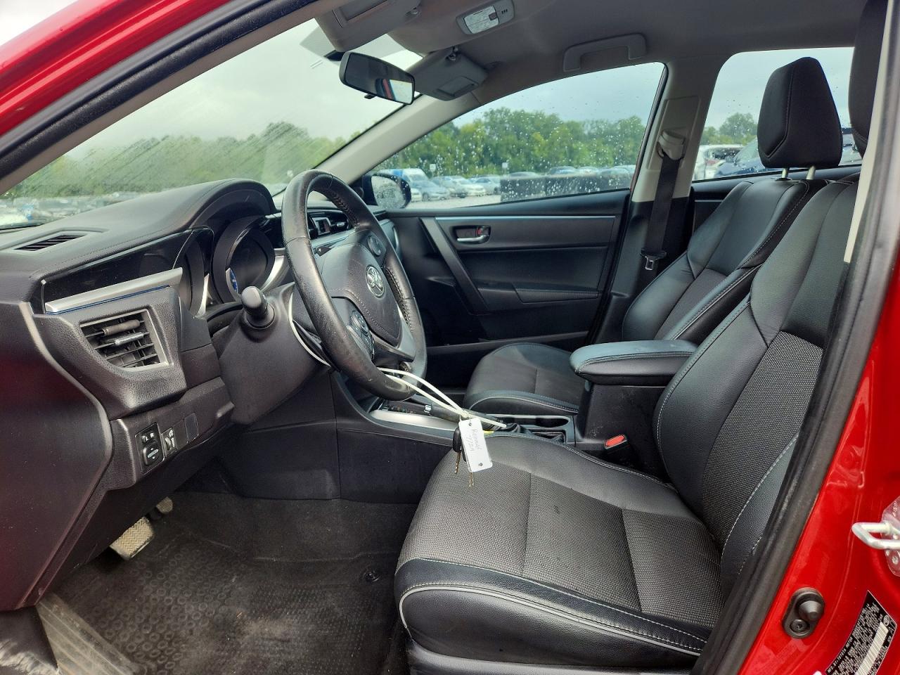 2015 Toyota Corolla S Plus Red vin: 2T1BURHE2FC328424