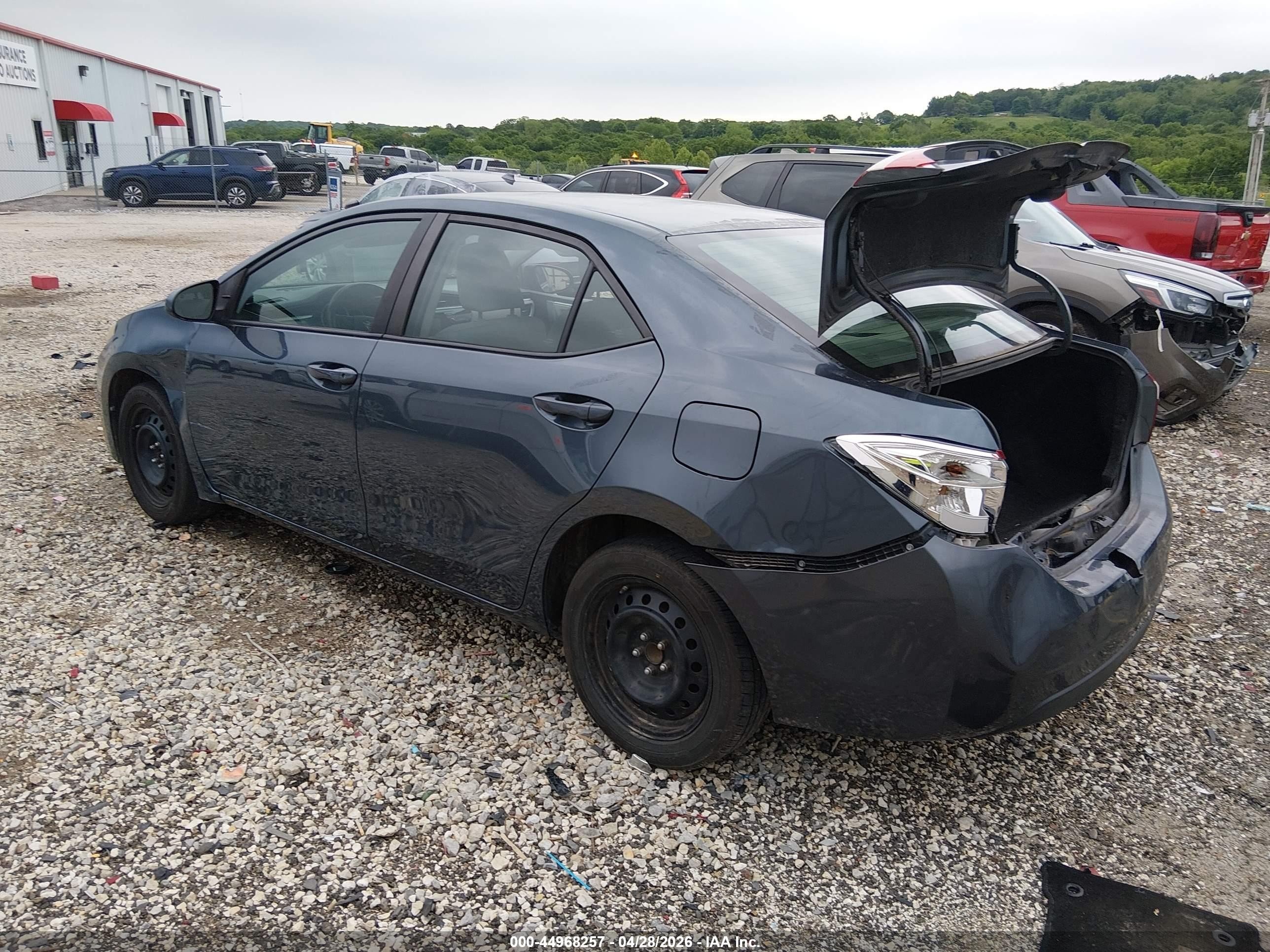 2015 Toyota Corolla Le Серый vin: 2T1BURHE2FC343084