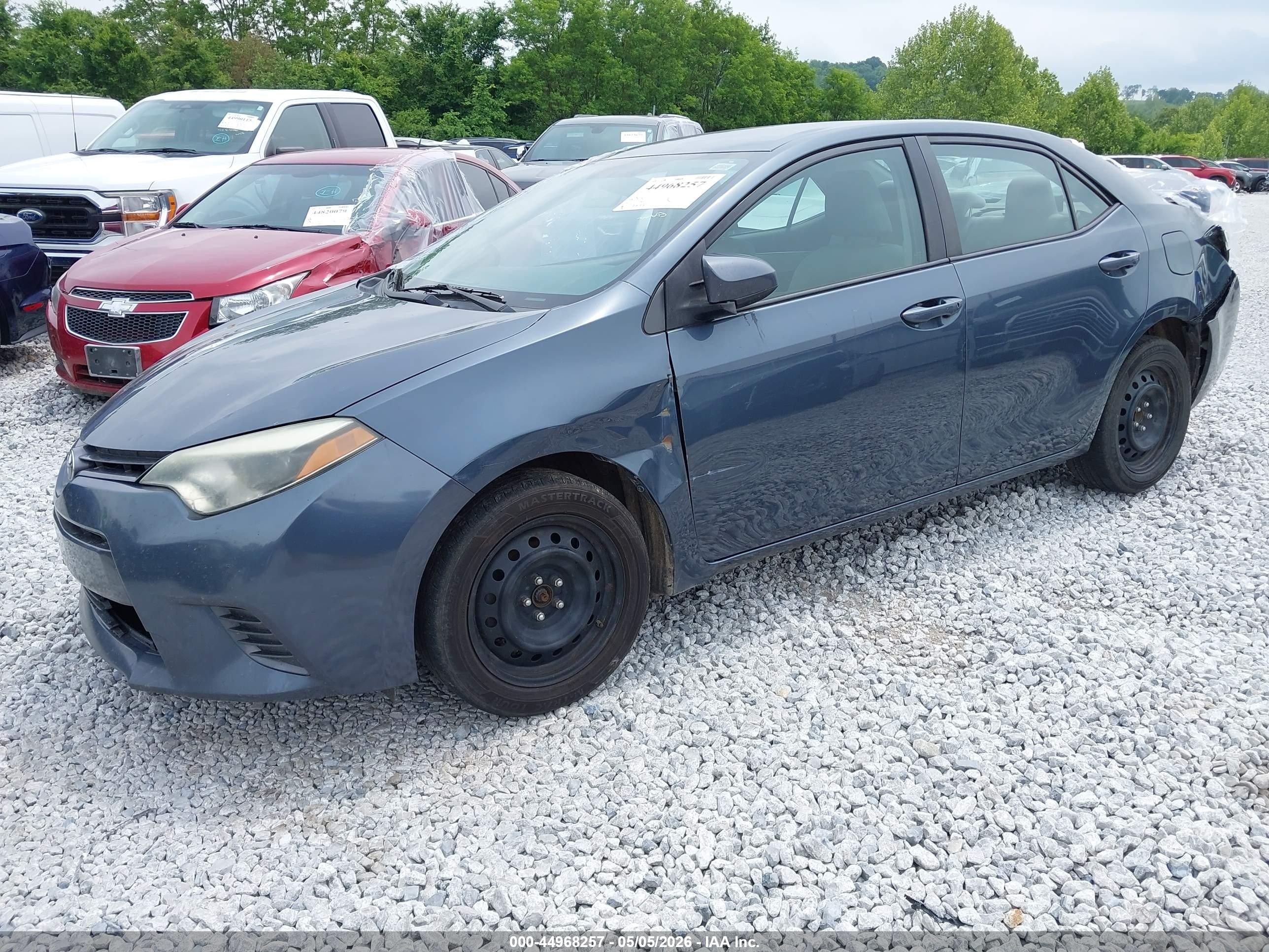 2015 Toyota Corolla Le Серый vin: 2T1BURHE2FC343084