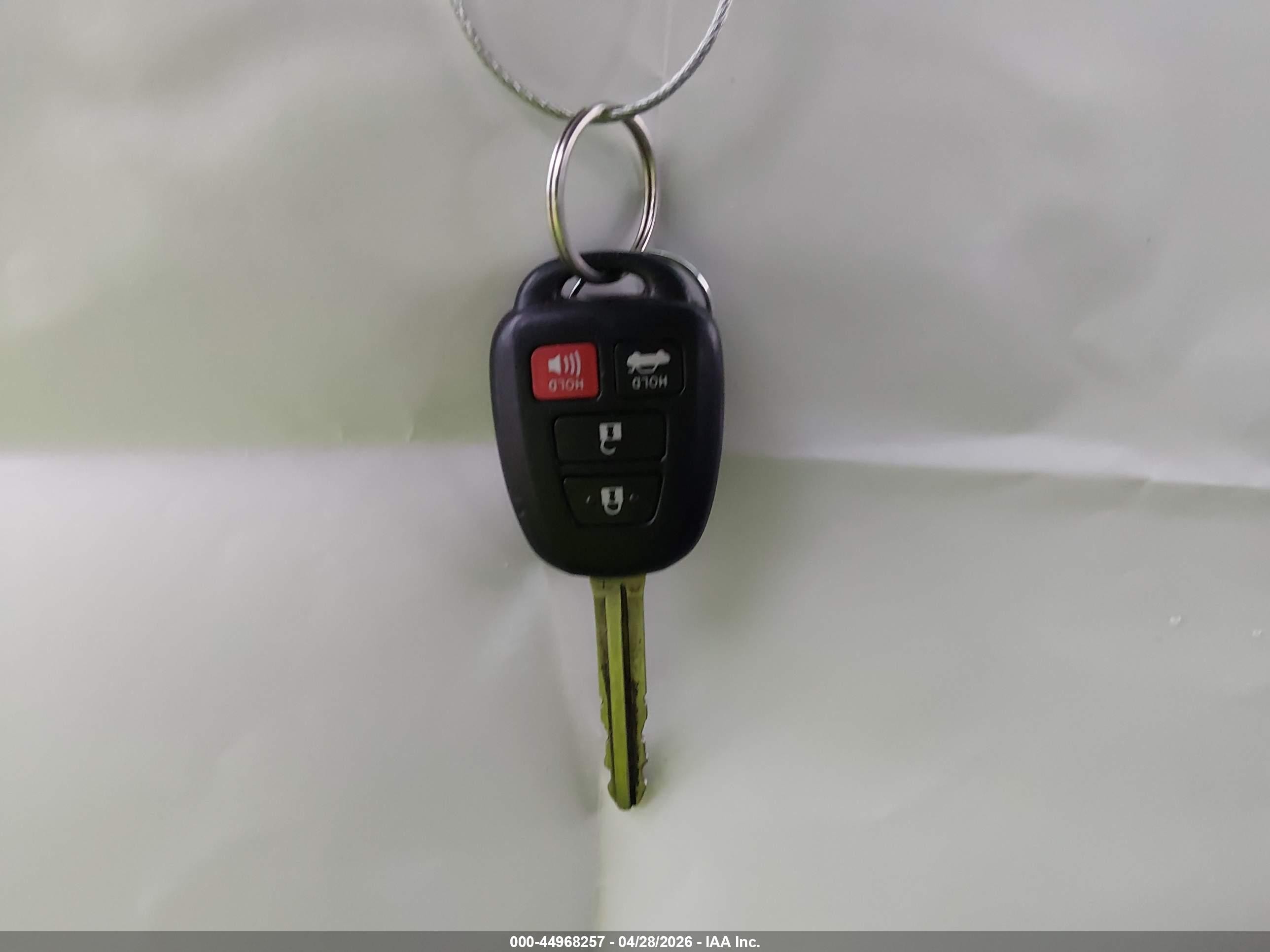 2015 Toyota Corolla Le Серый vin: 2T1BURHE2FC343084