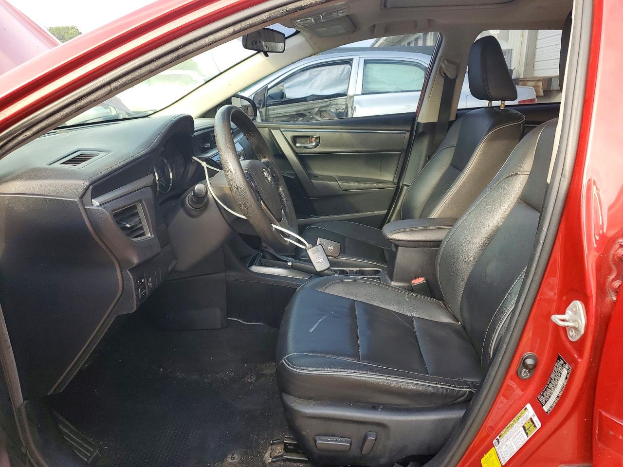 2015 Toyota Corolla Le Premium Red vin: 2T1BURHE2FC348592