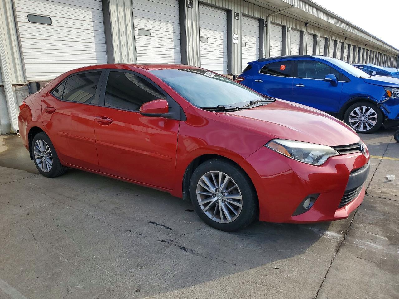 2015 Toyota Corolla Le Premium Red vin: 2T1BURHE2FC348592