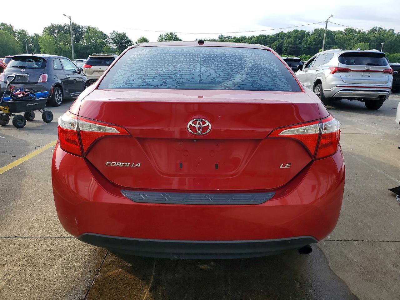 2015 Toyota Corolla Le Premium Red vin: 2T1BURHE2FC348592
