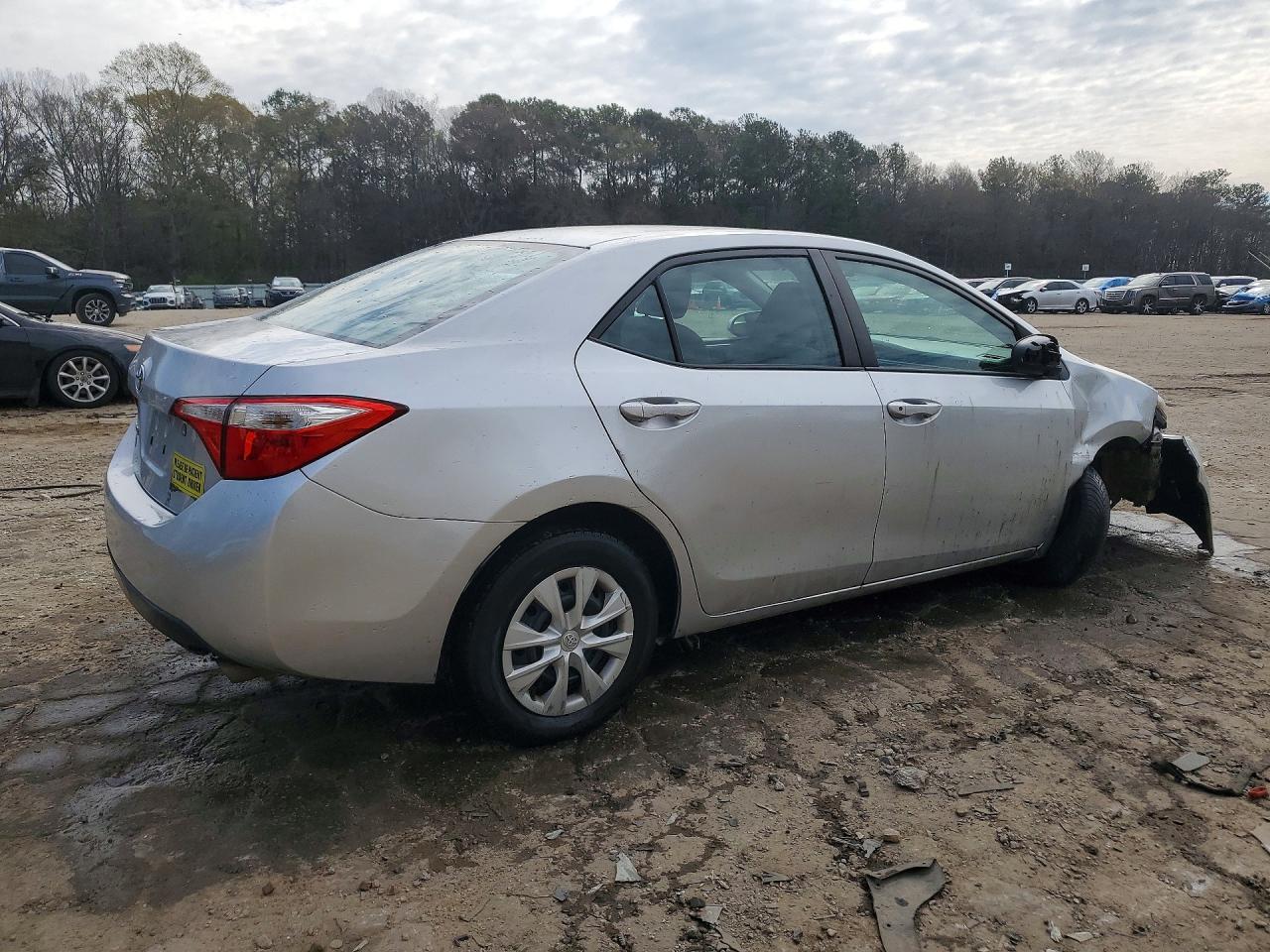 2015 Toyota Corolla L Silver vin: 2T1BURHE2FC352190