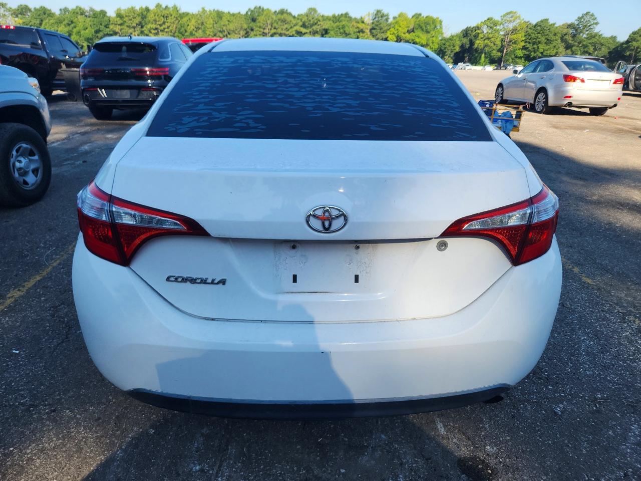 2015 Toyota Corolla L Белый vin: 2T1BURHE2FC352982
