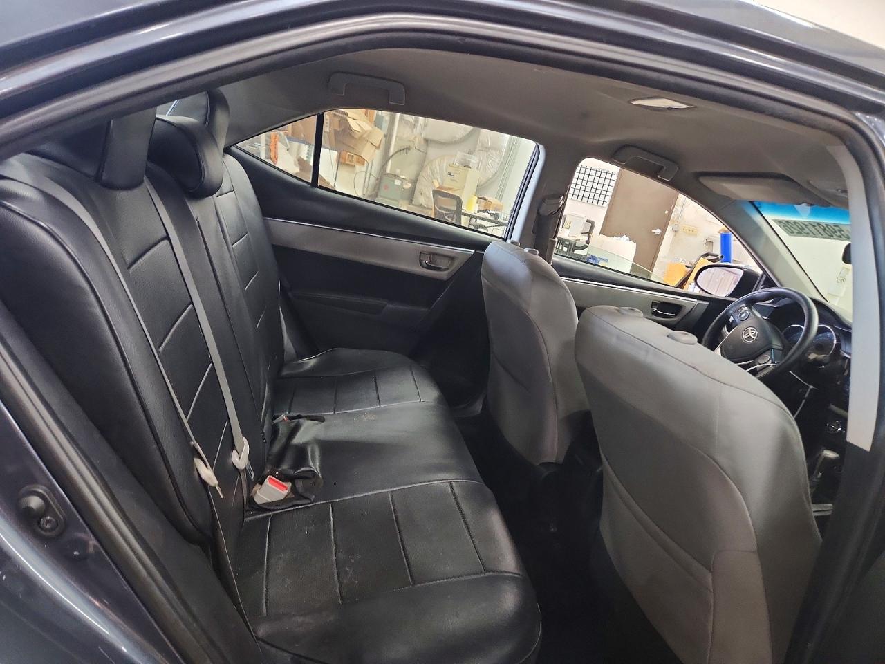 2015 Toyota Corolla Le Gray vin: 2T1BURHE2FC359205