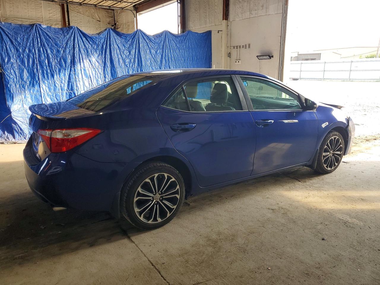 2015 Toyota Corolla S Plus Blue vin: 2T1BURHE2FC375100