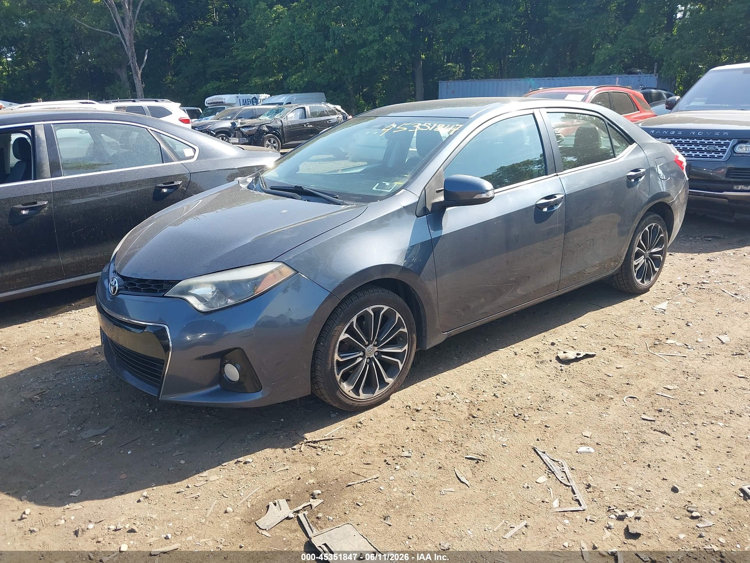 2015 Toyota Corolla S Plus Blue vin: 2T1BURHE2FC384217