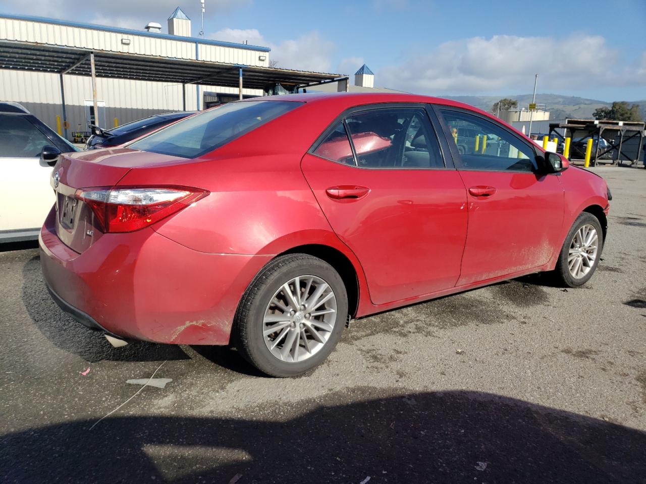 2015 Toyota Corolla L Red vin: 2T1BURHE2FC387778