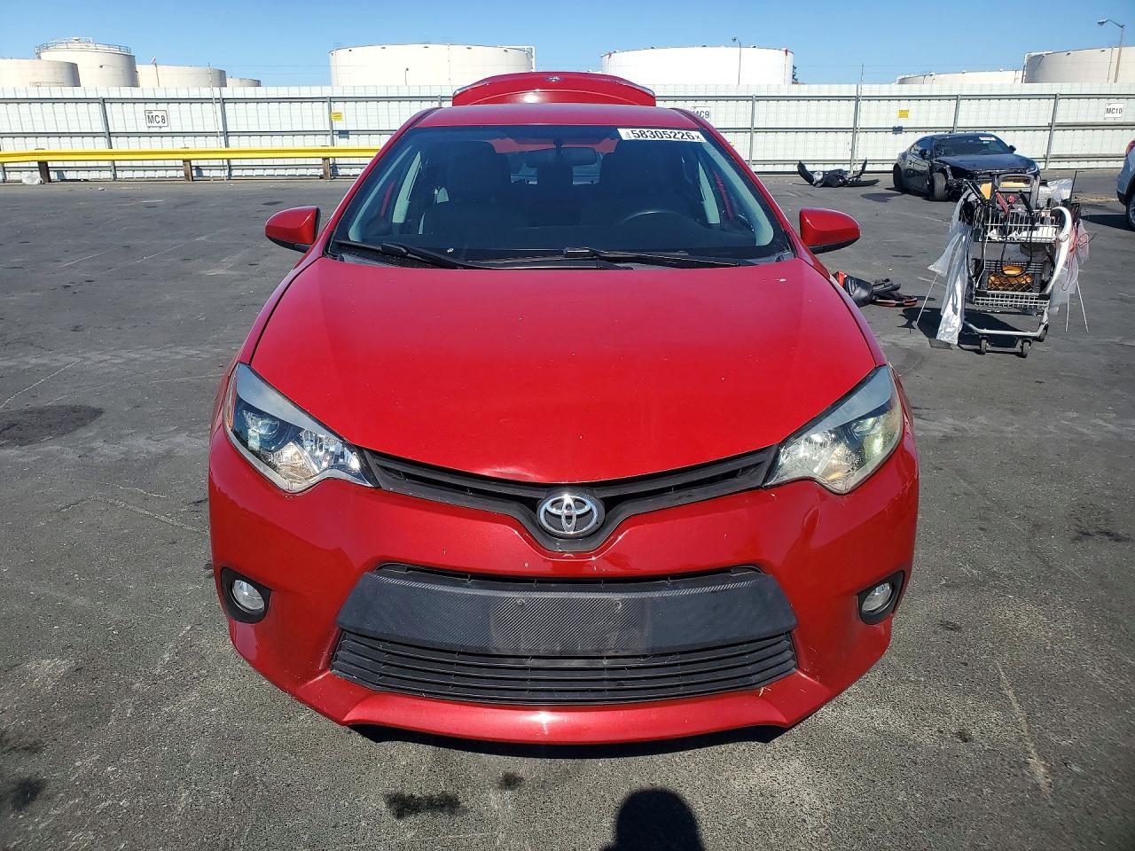 2015 Toyota Corolla Le Plus Red vin: 2T1BURHE2FC387778