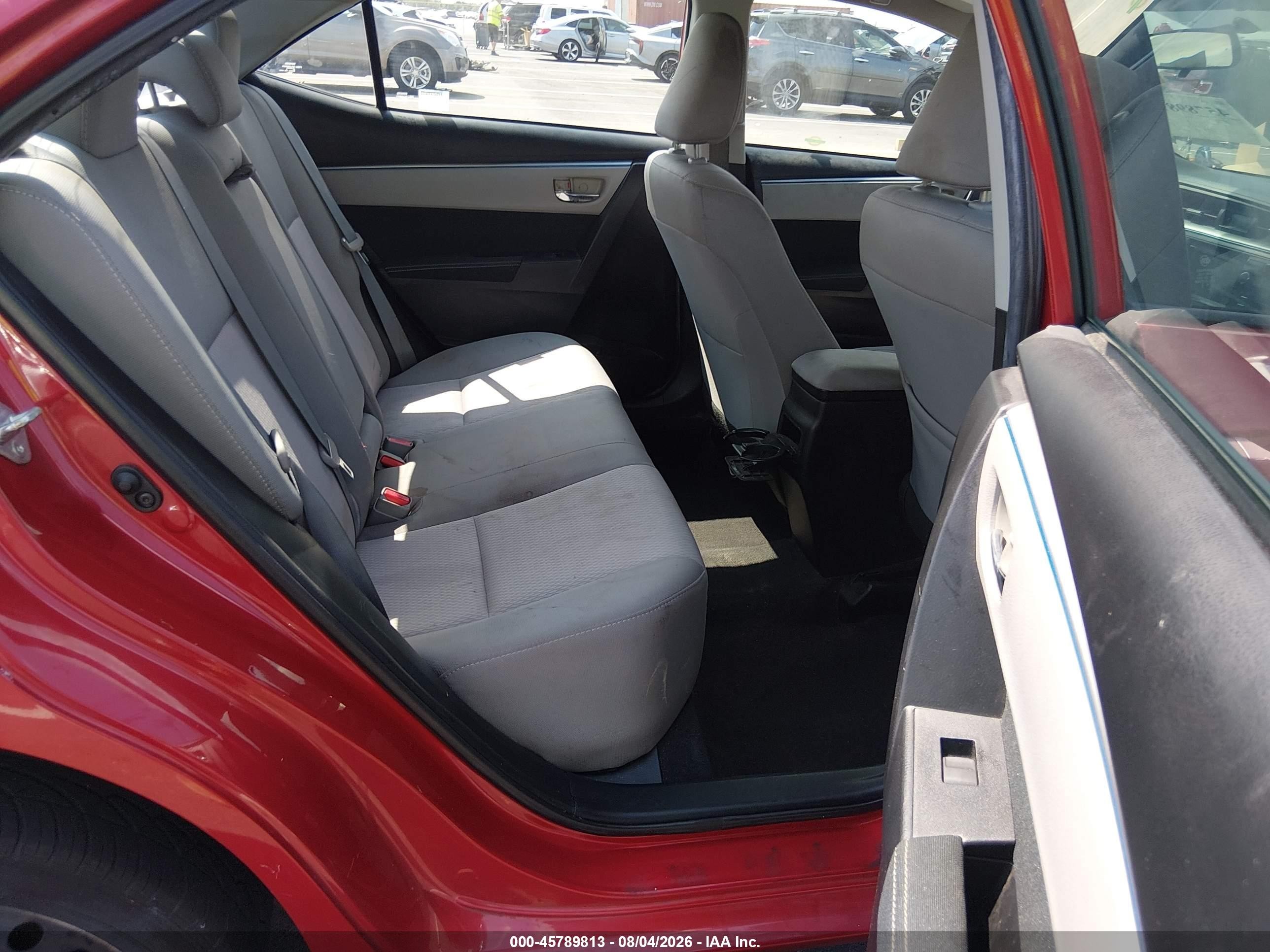 2015 Toyota Corolla Le Red vin: 2T1BURHE2FC397761