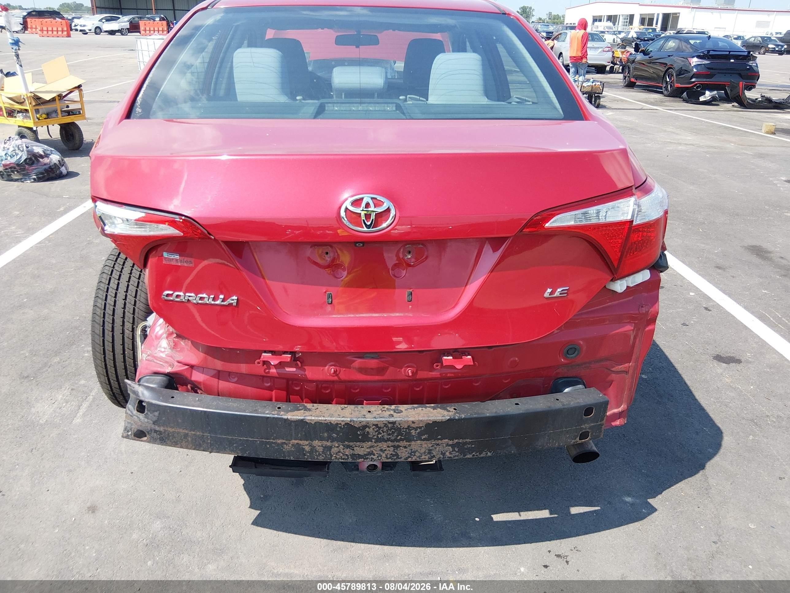 2015 Toyota Corolla Le Red vin: 2T1BURHE2FC397761