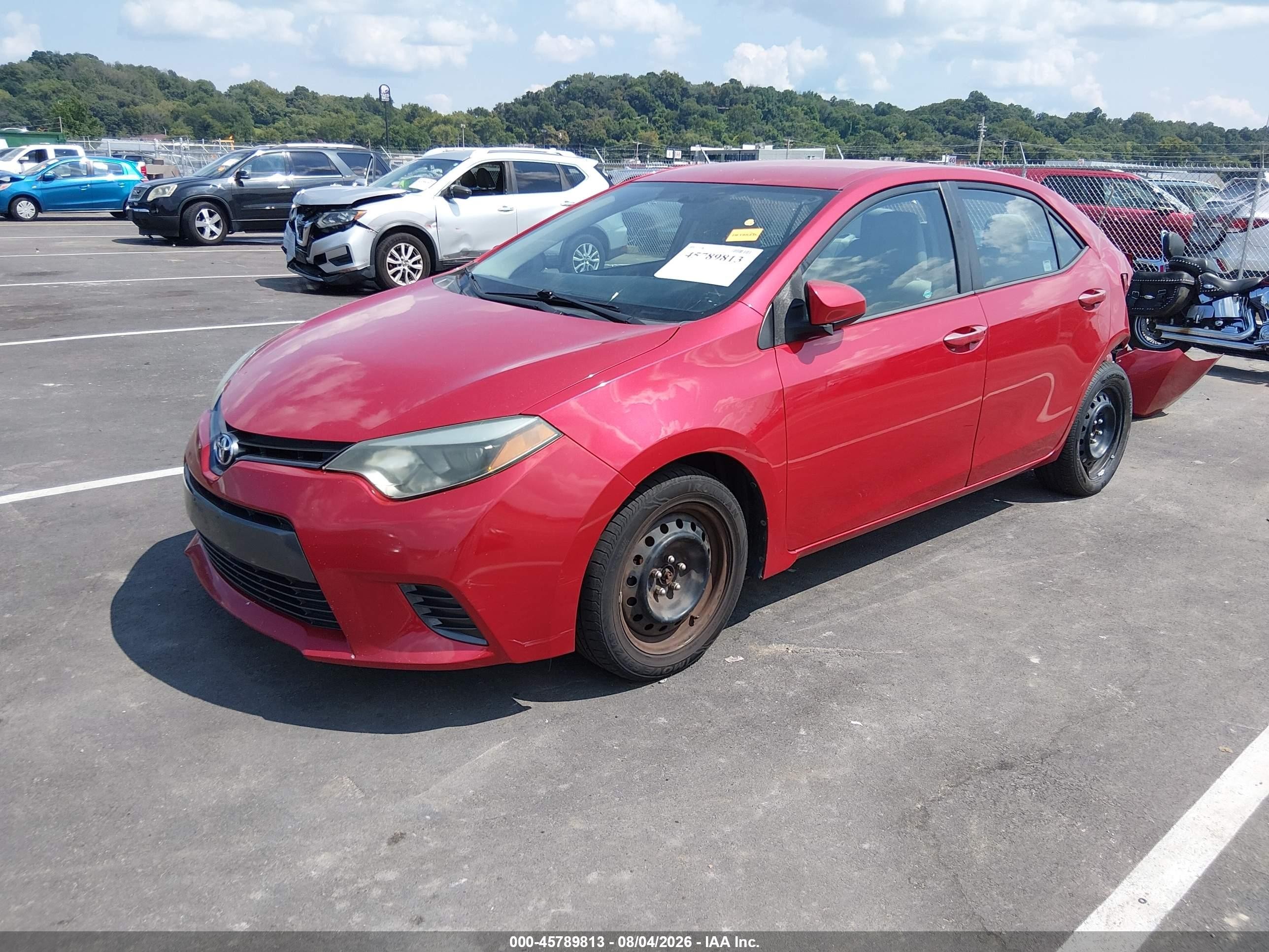 2015 Toyota Corolla Le Red vin: 2T1BURHE2FC397761