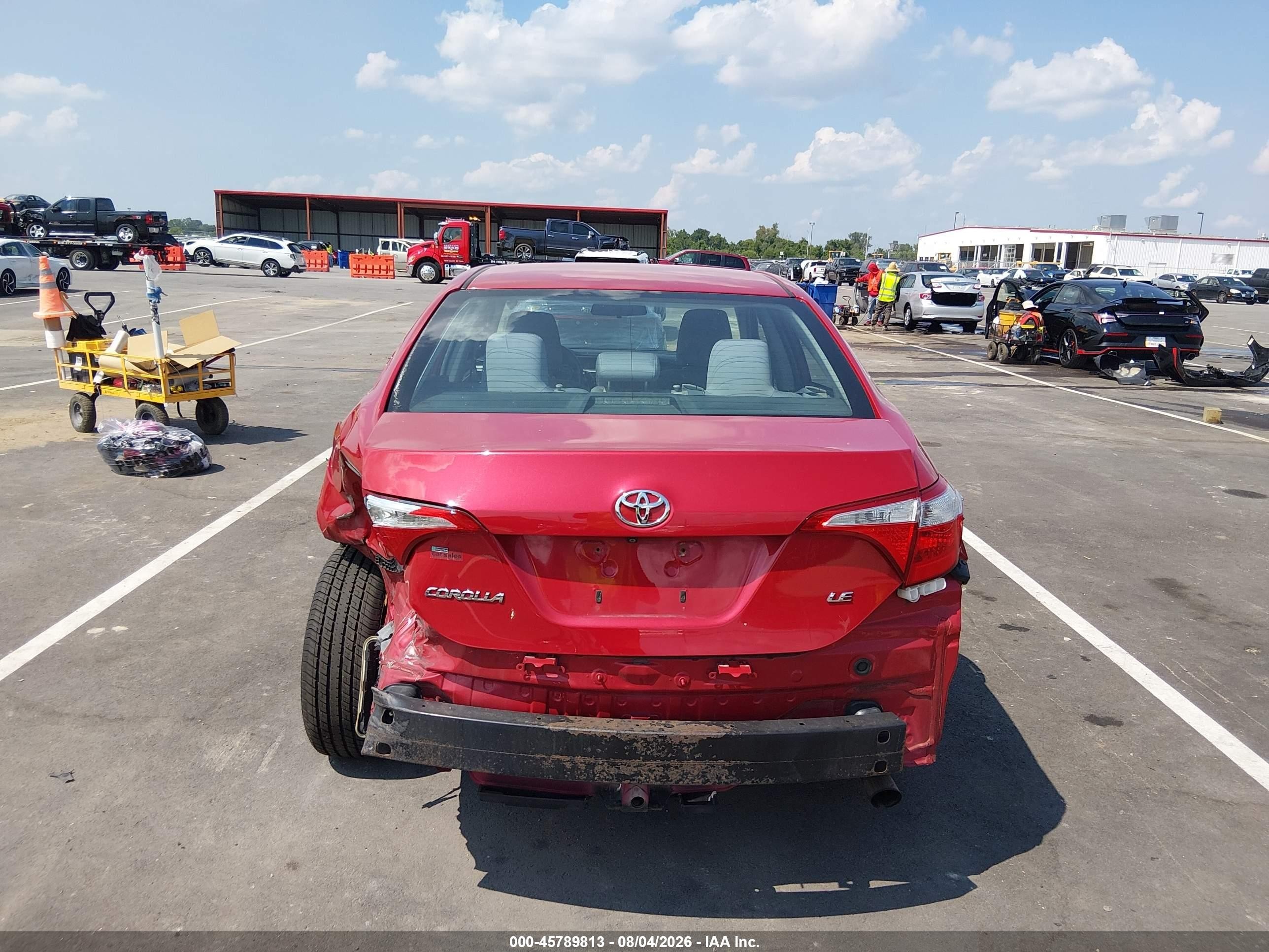 2015 Toyota Corolla Le Red vin: 2T1BURHE2FC397761