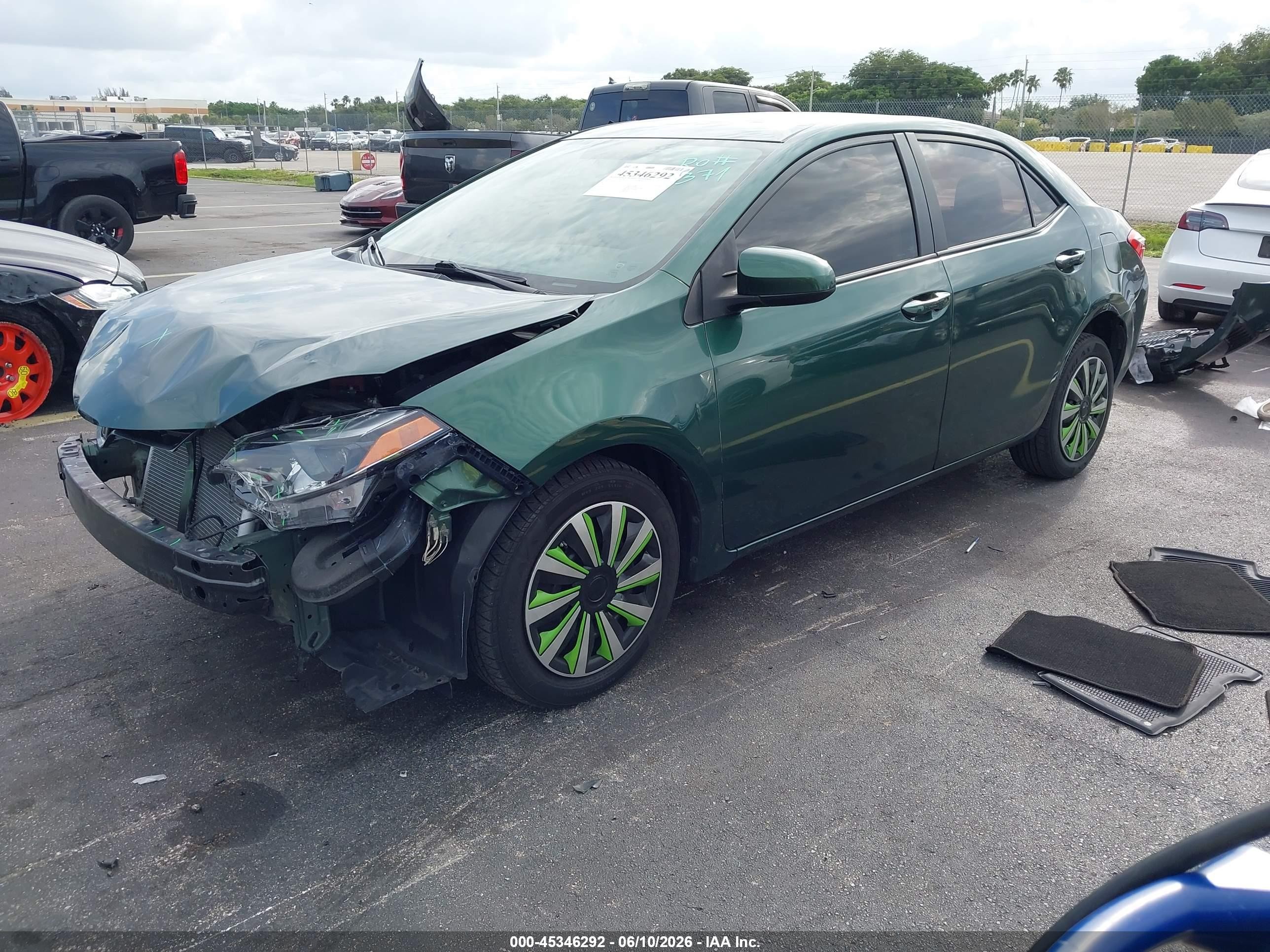2015 Toyota Corolla Le Green vin: 2T1BURHE2FC399395