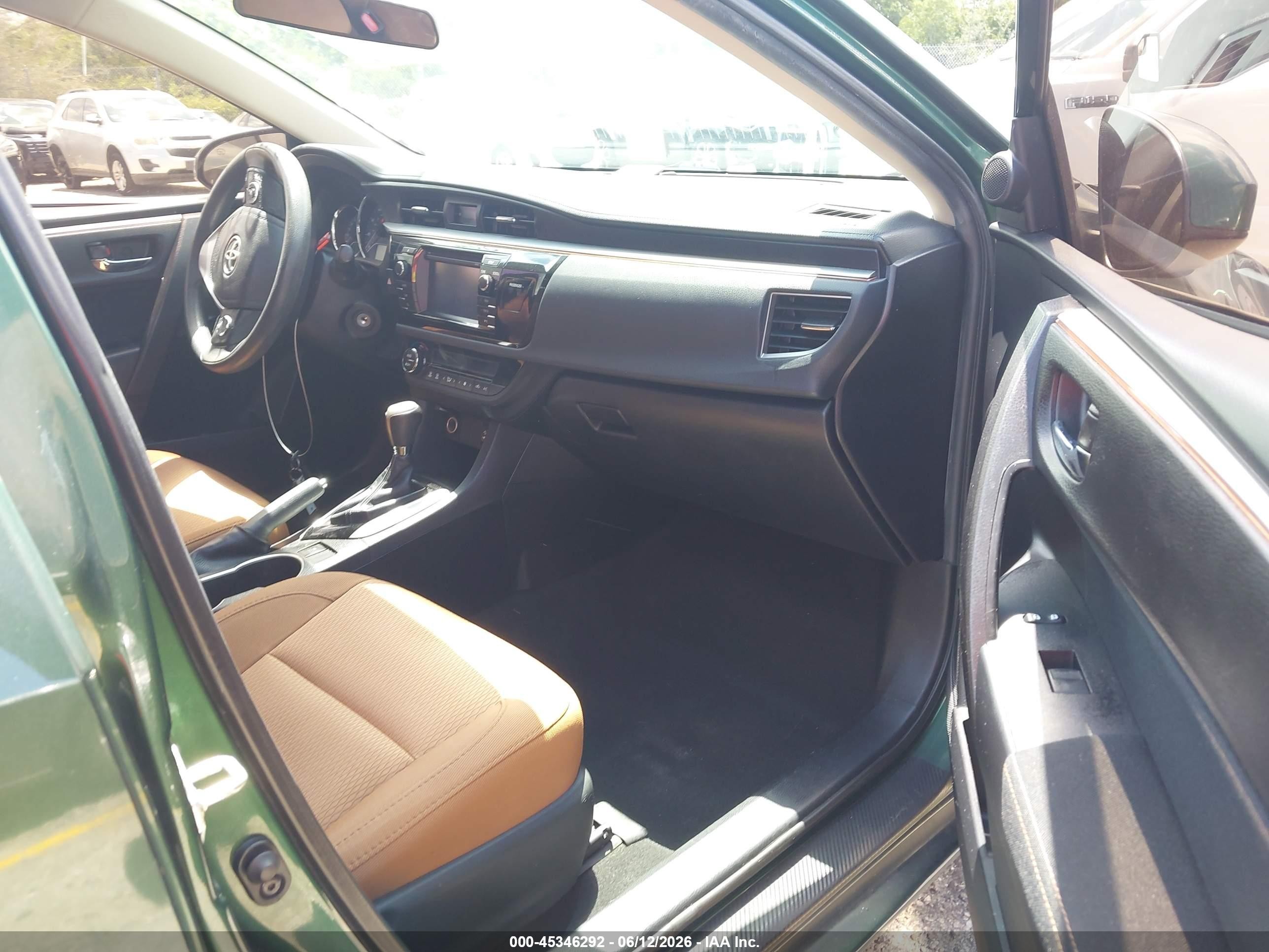 2015 Toyota Corolla Le Green vin: 2T1BURHE2FC399395