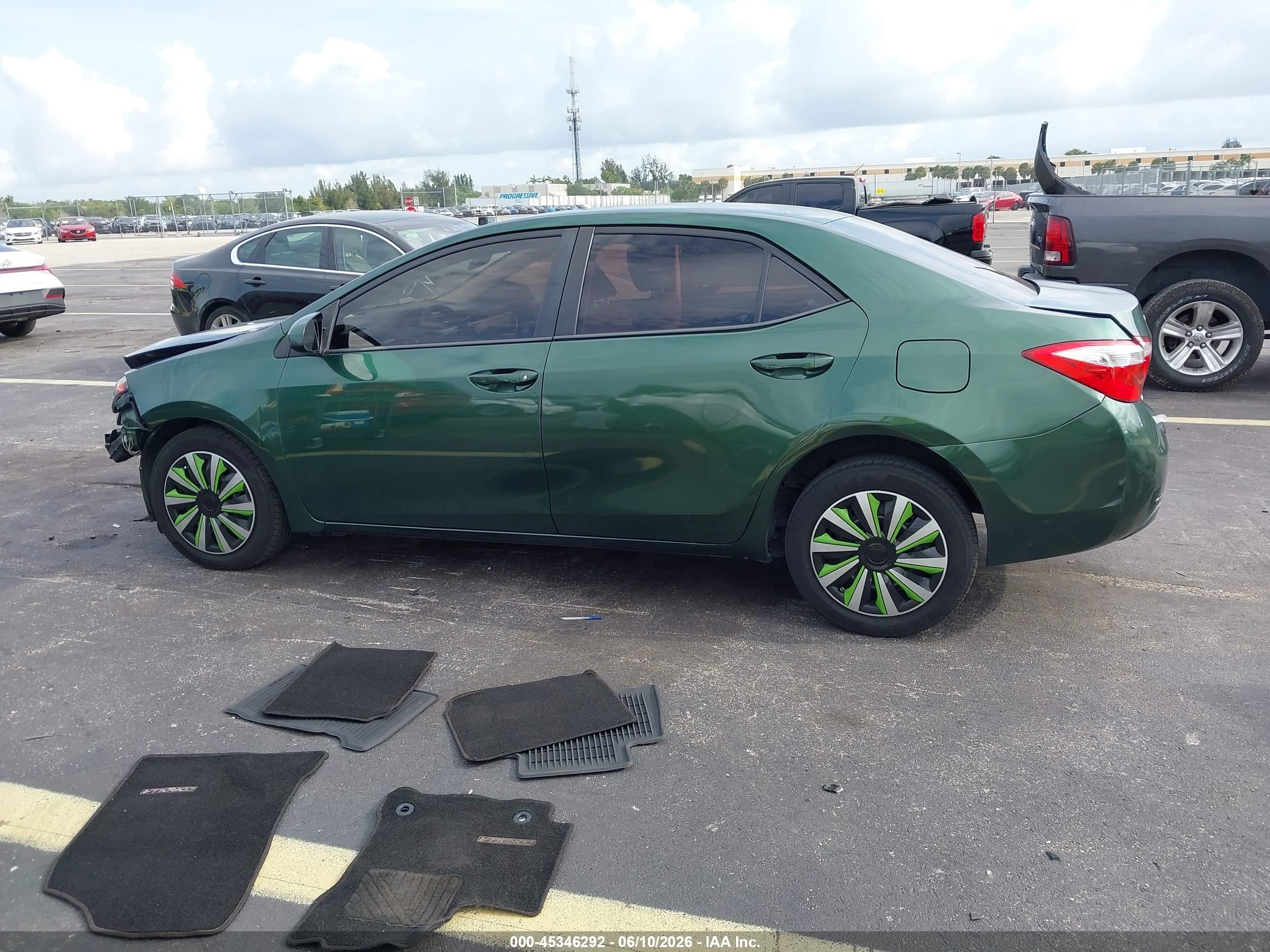 2015 Toyota Corolla Le Green vin: 2T1BURHE2FC399395