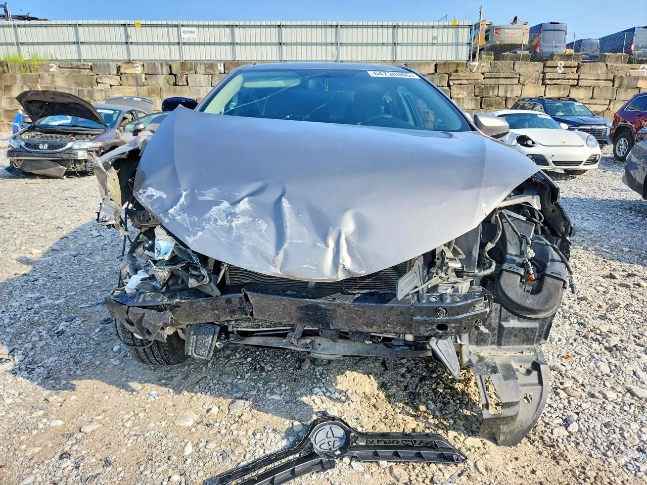 2015 Toyota Corolla Le Желто-коричневый vin: 2T1BURHE2FC399493