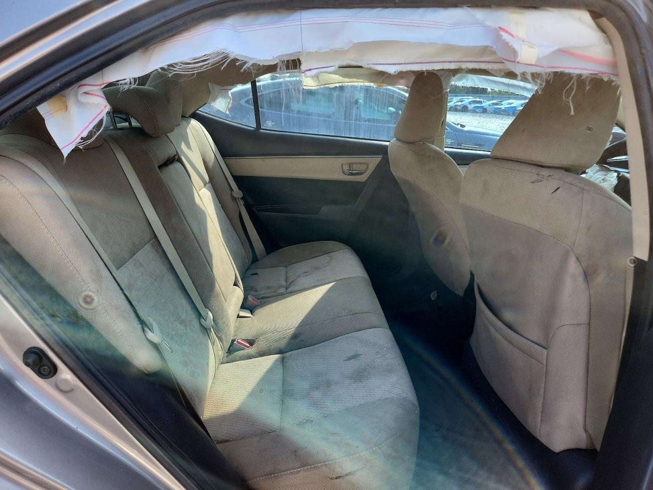 2015 Toyota Corolla Le Желто-коричневый vin: 2T1BURHE2FC399493