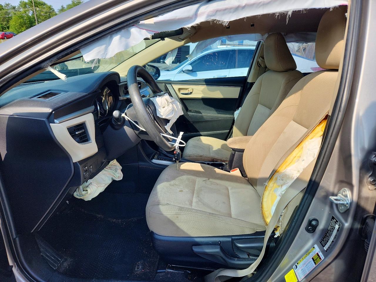 2015 Toyota Corolla Le Желто-коричневый vin: 2T1BURHE2FC399493