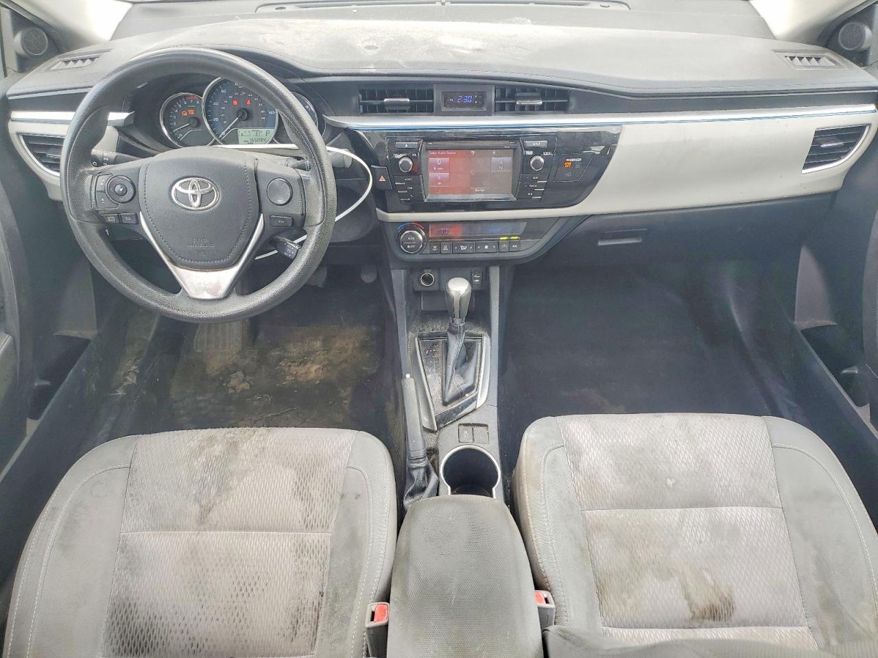 2015 Toyota Corolla Le Green vin: 2T1BURHE2FC402179