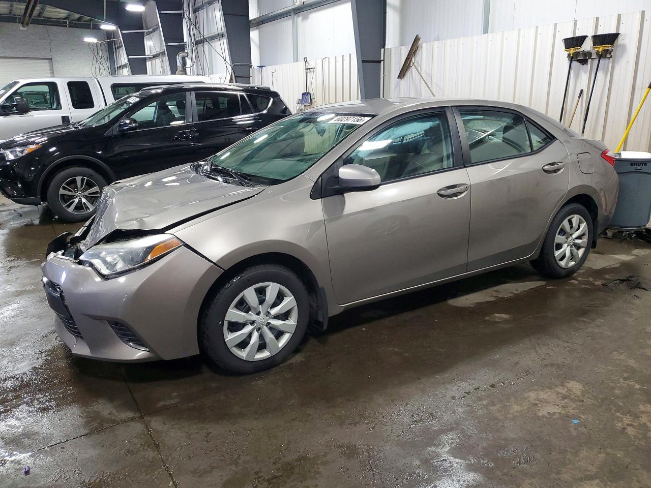 2015 Toyota Corolla Le Tan vin: 2T1BURHE2FC421993