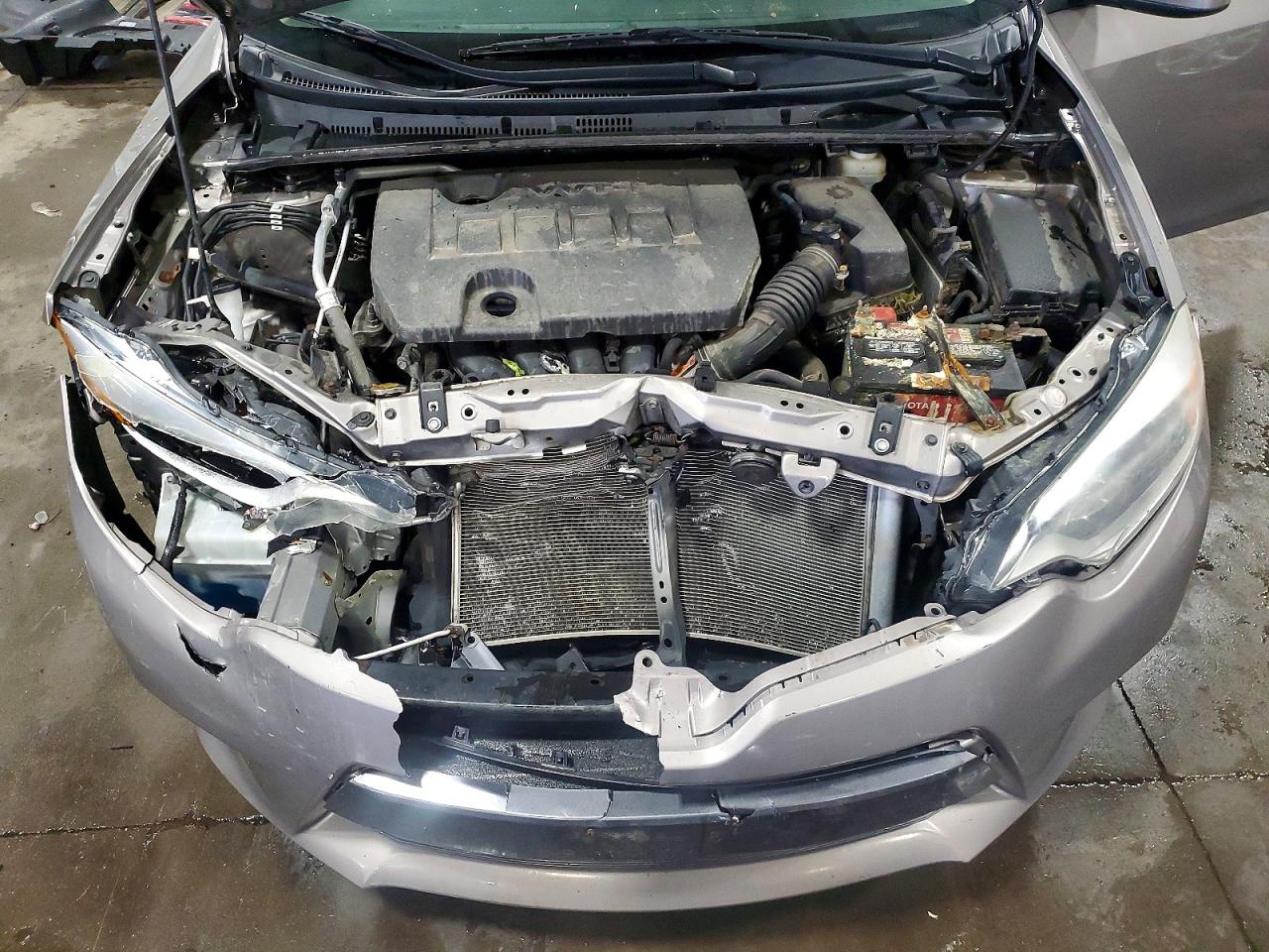 2015 Toyota Corolla Le Желто-коричневый vin: 2T1BURHE2FC421993