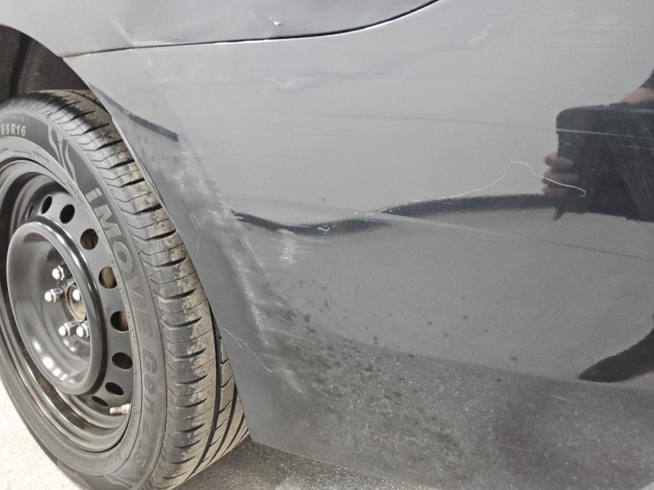 2015 Toyota Corolla Le Black vin: 2T1BURHE2FC422450 Damage: Rear Bumper, Scraped, > 12 Inches
