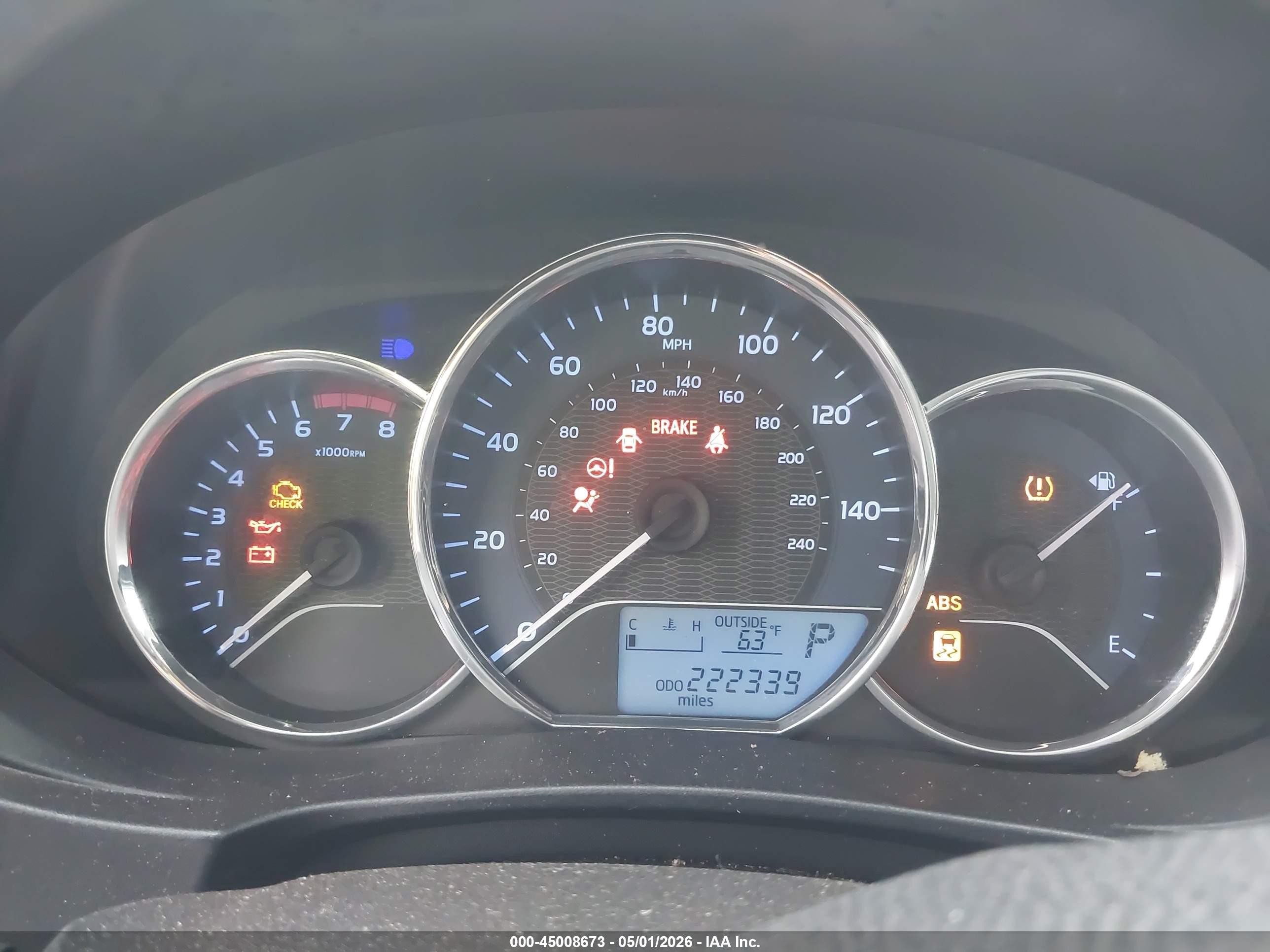 2015 Toyota Corolla L Silver vin: 2T1BURHE2FC436591