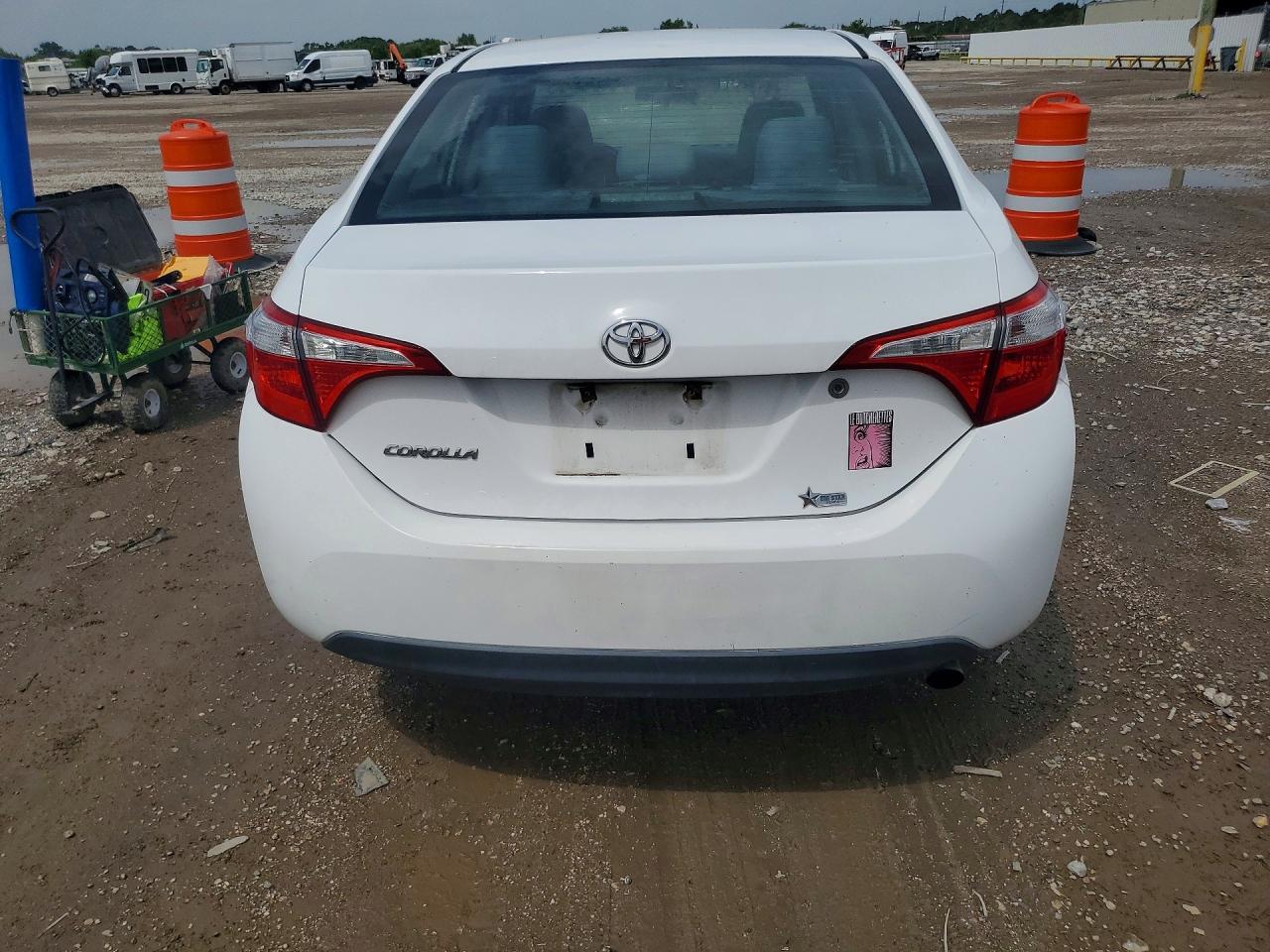 2015 Toyota Corolla L White vin: 2T1BURHE2FC438146