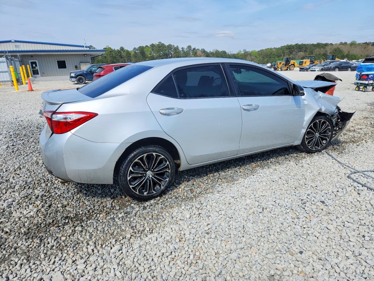2015 Toyota Corolla S Plus Silver vin: 2T1BURHE2FC440270