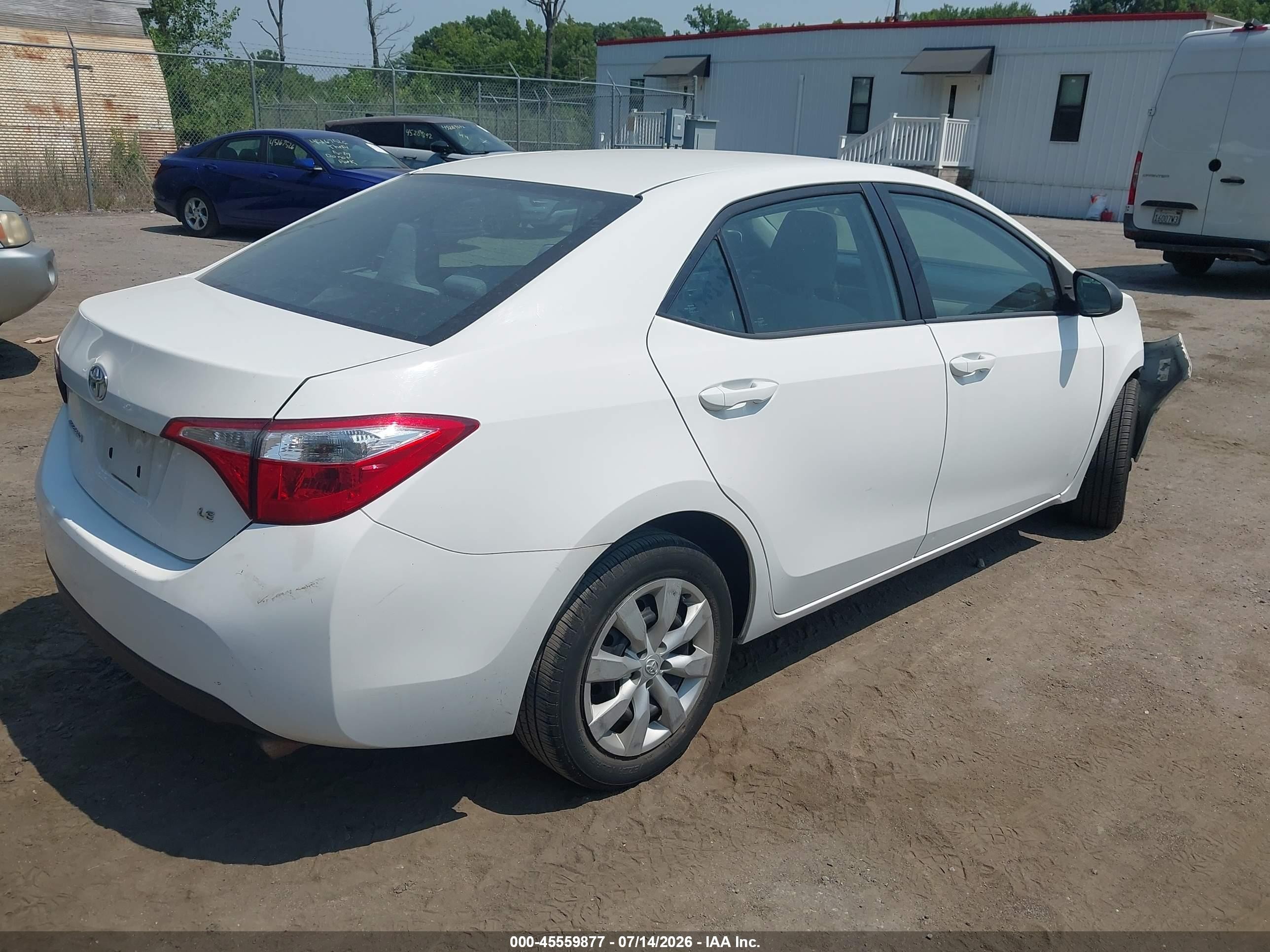 2015 Toyota Corolla Le Белый vin: 2T1BURHE2FC451172