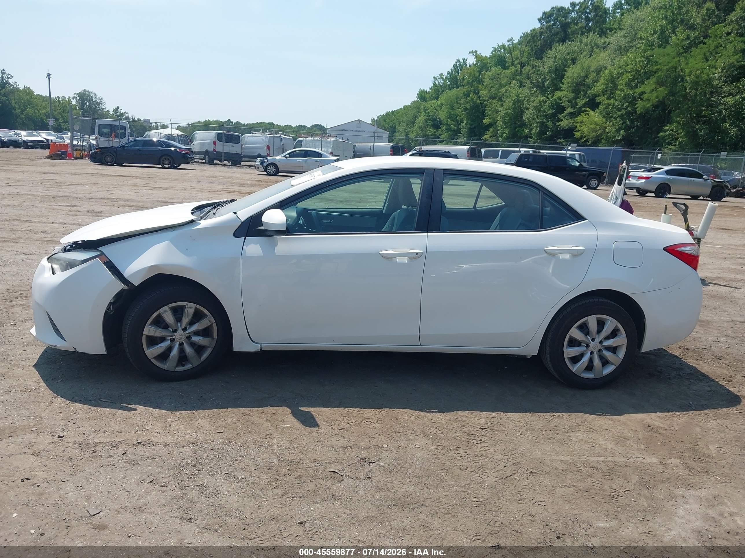 2015 Toyota Corolla Le Белый vin: 2T1BURHE2FC451172