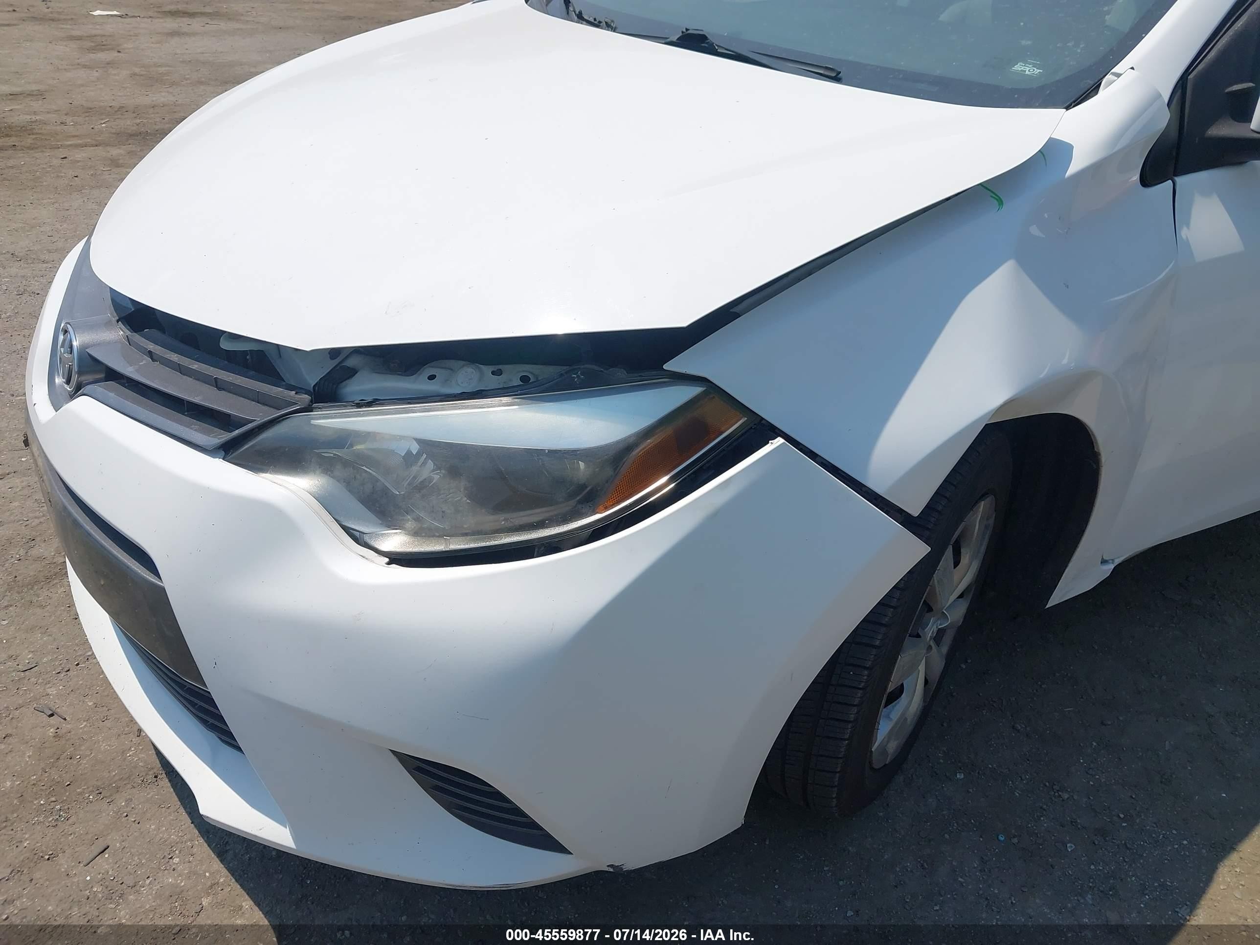 2015 Toyota Corolla Le Белый vin: 2T1BURHE2FC451172