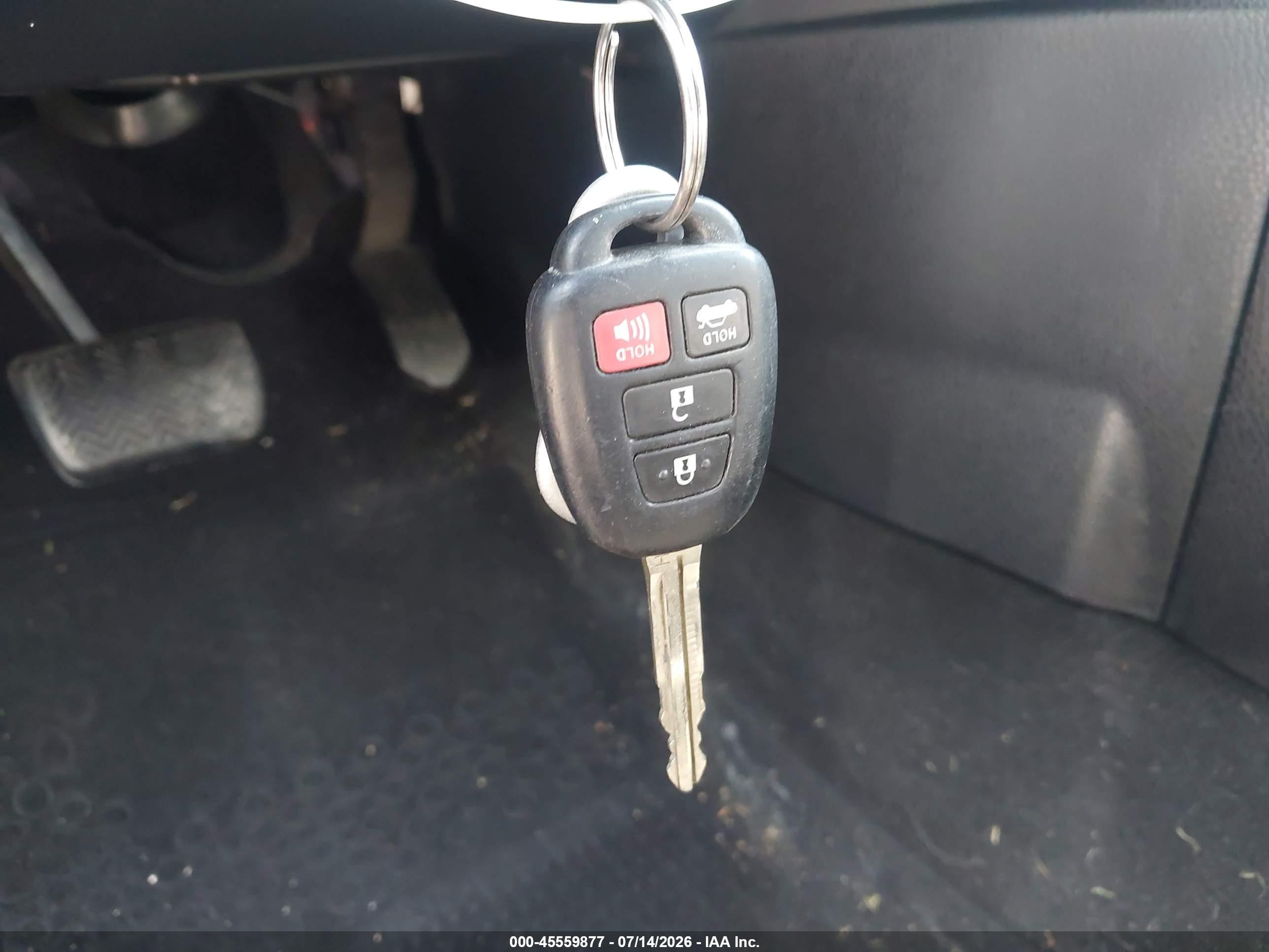 2015 Toyota Corolla Le Белый vin: 2T1BURHE2FC451172